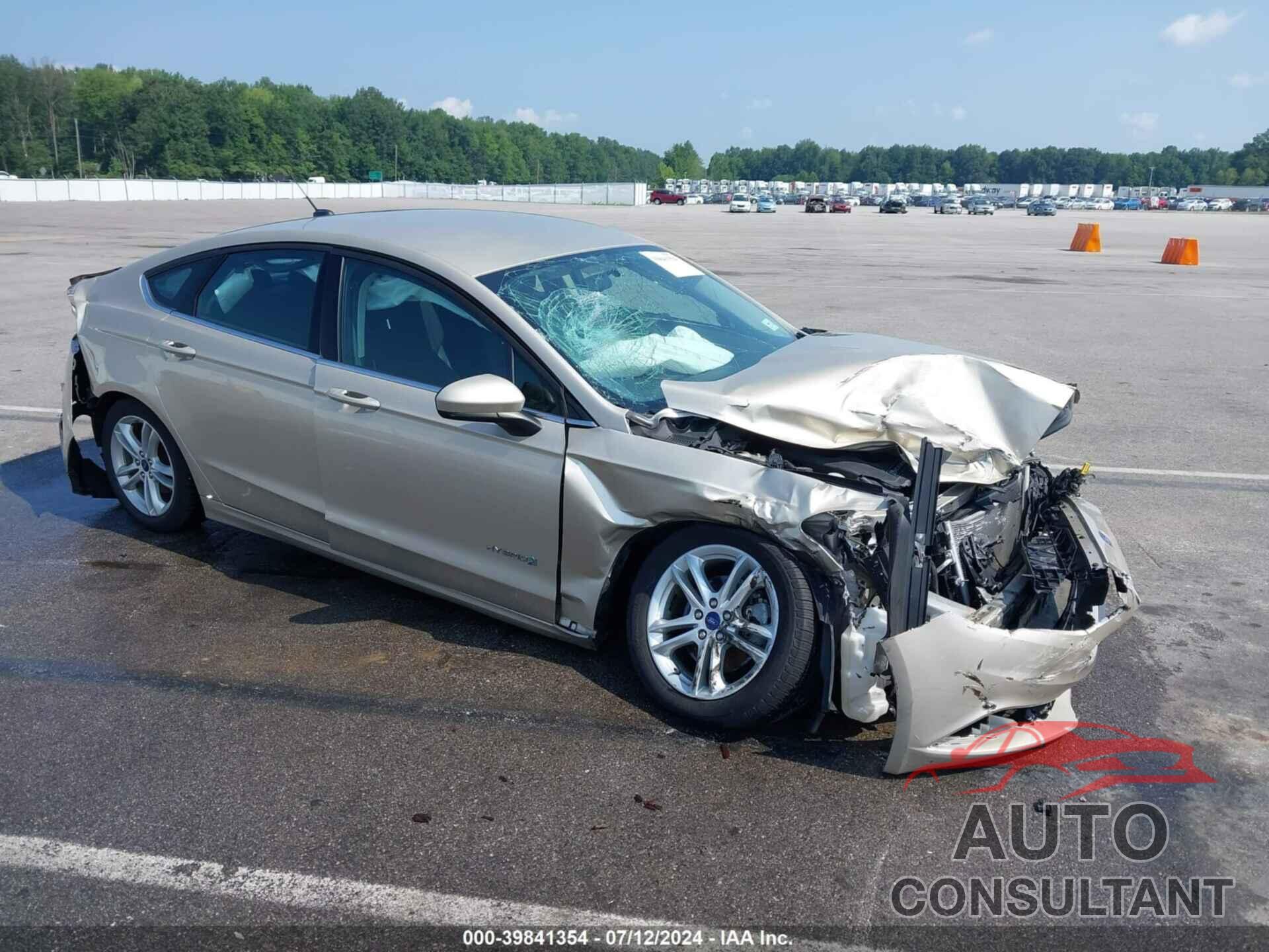 FORD FUSION HYBRID 2018 - 3FA6P0LU6JR227057