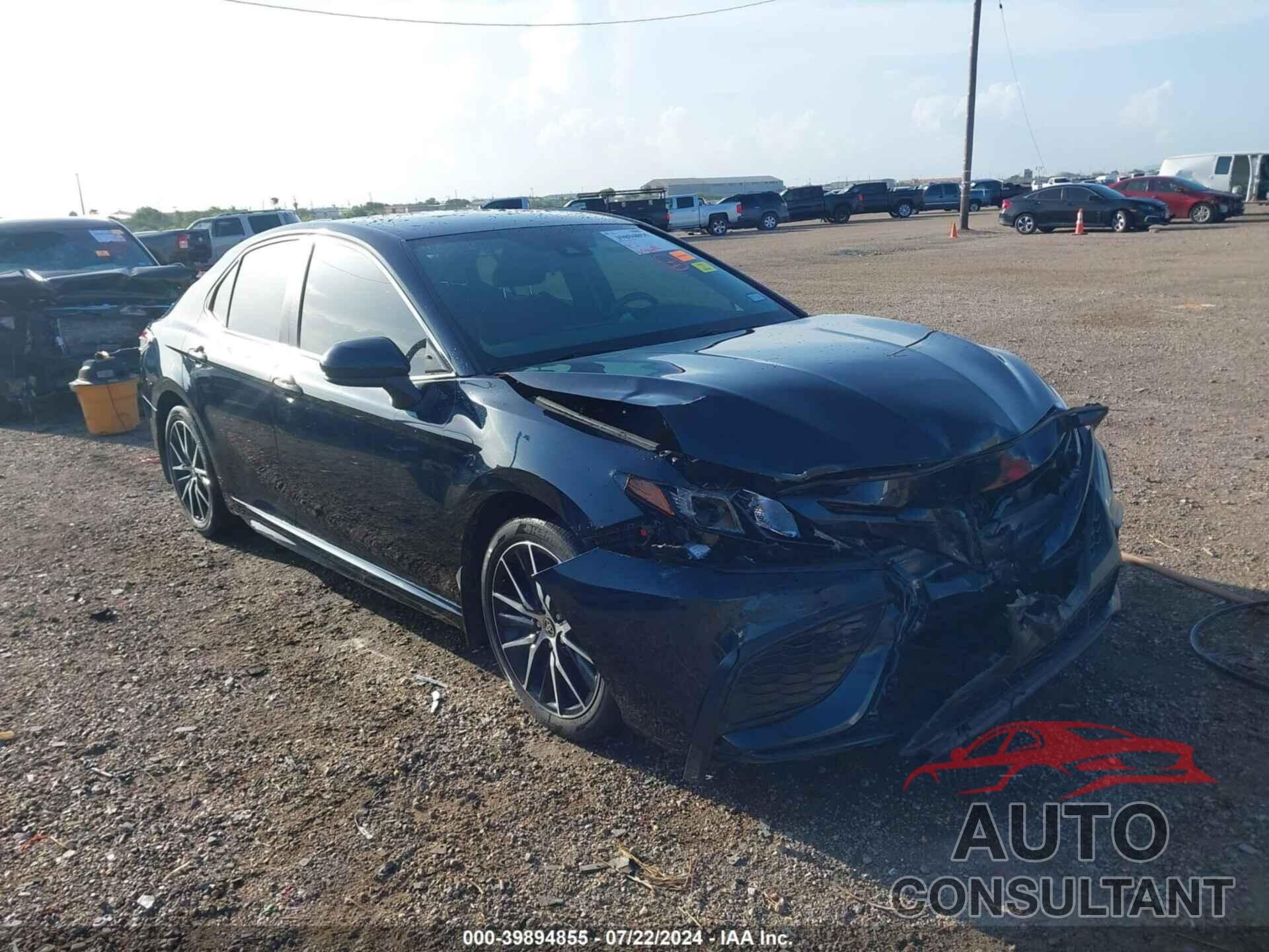 TOYOTA CAMRY 2021 - 4T1G11AK4MU486971