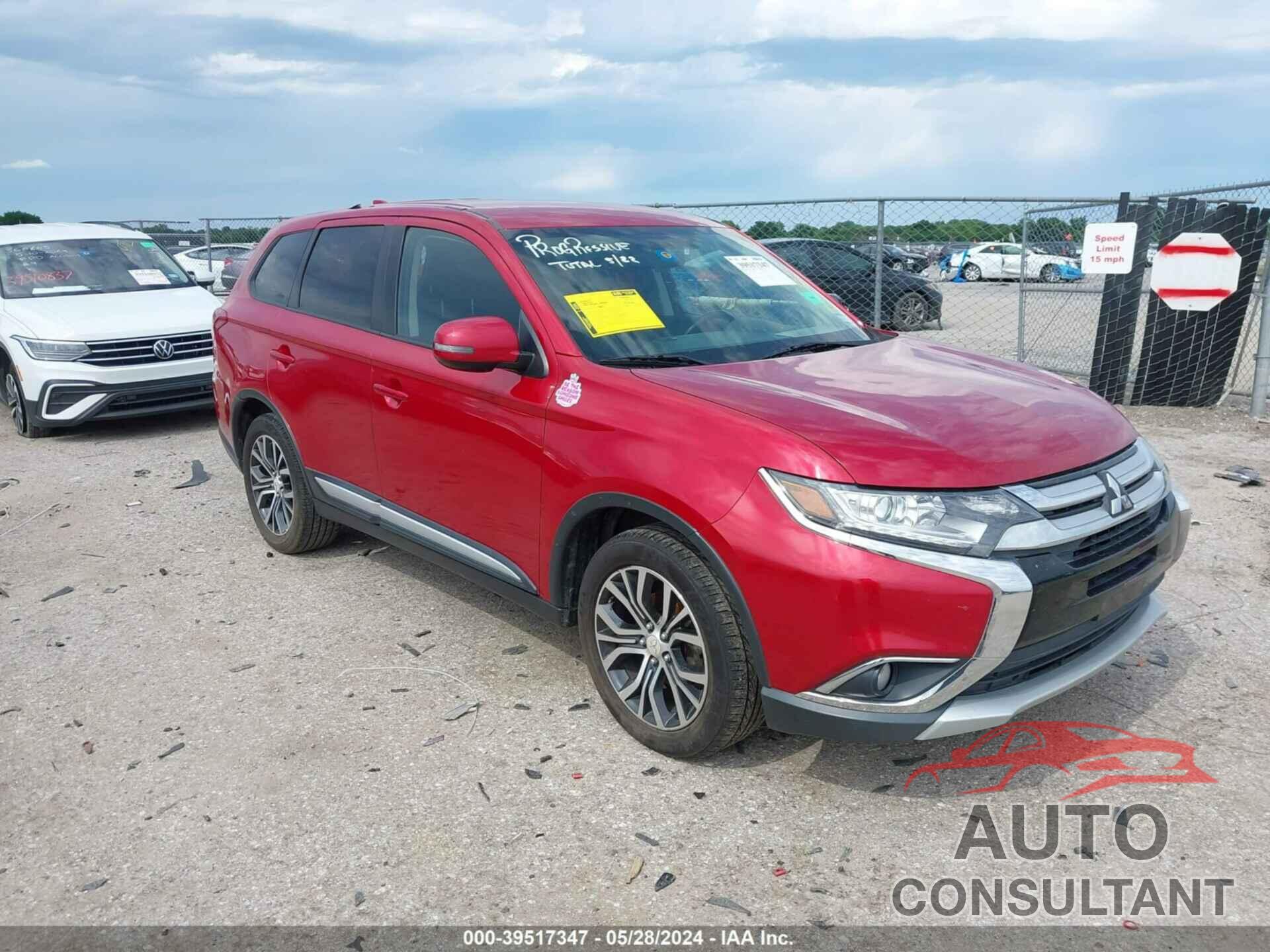 MITSUBISHI OUTLANDER 2018 - JA4AD3A31JZ055728