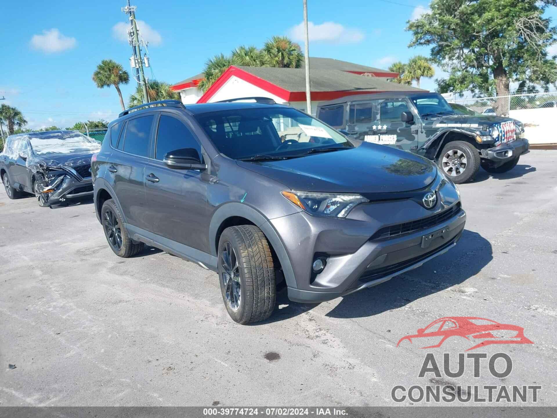 TOYOTA RAV4 2018 - 2T3RFREV0JW745259