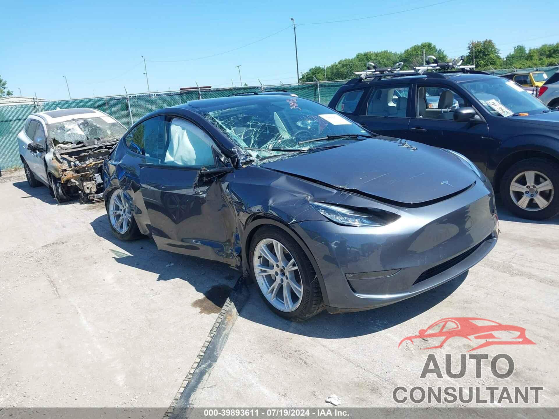 TESLA MODEL Y 2022 - 7SAYGAEE4NF364264