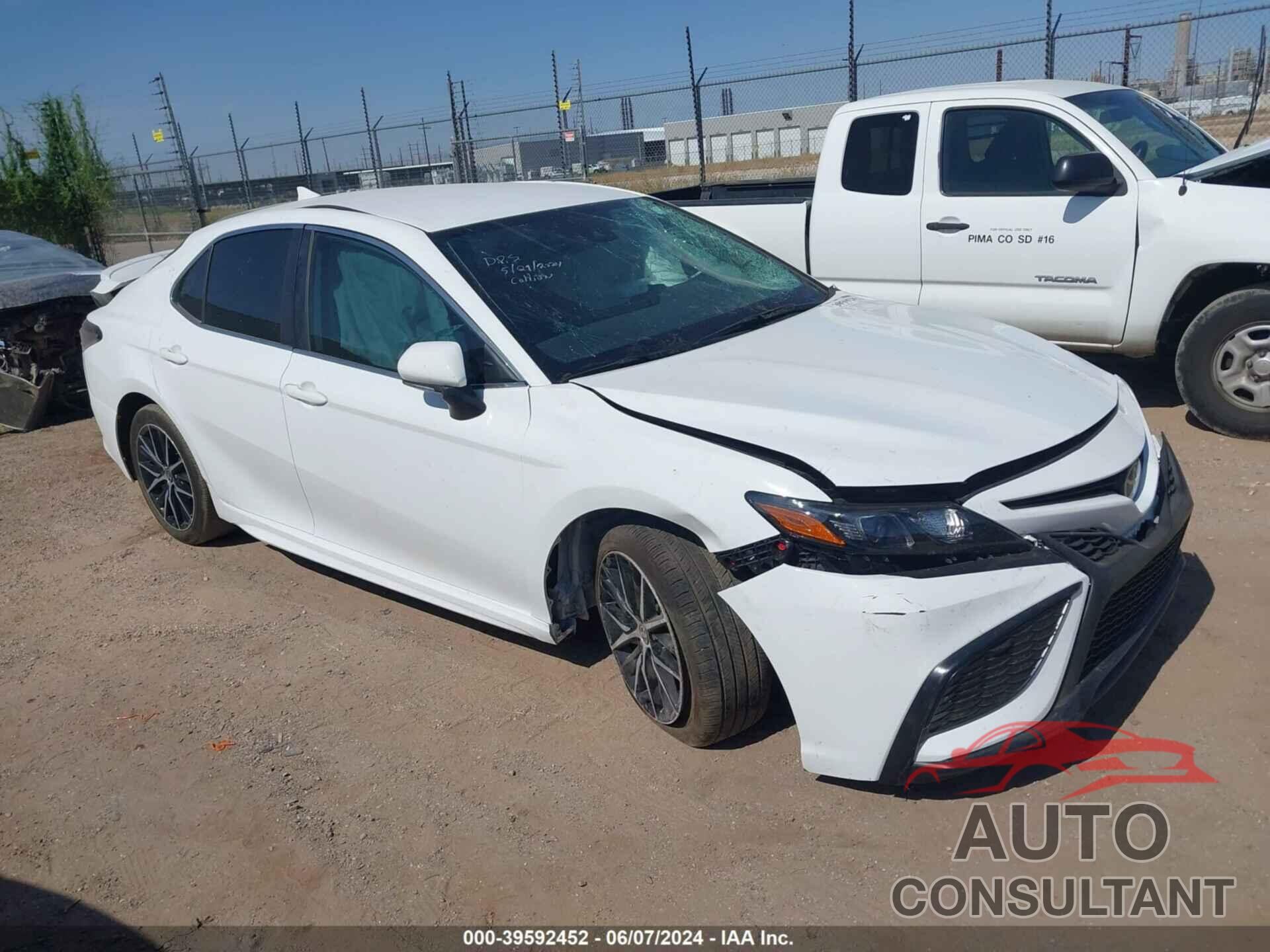 TOYOTA CAMRY 2024 - 4T1G11AK6RU881399
