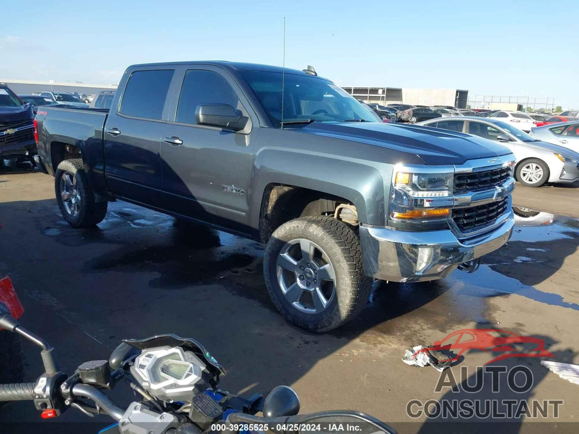 CHEVROLET SILVERADO 1500 2018 - 3GCUKREC5JG502907