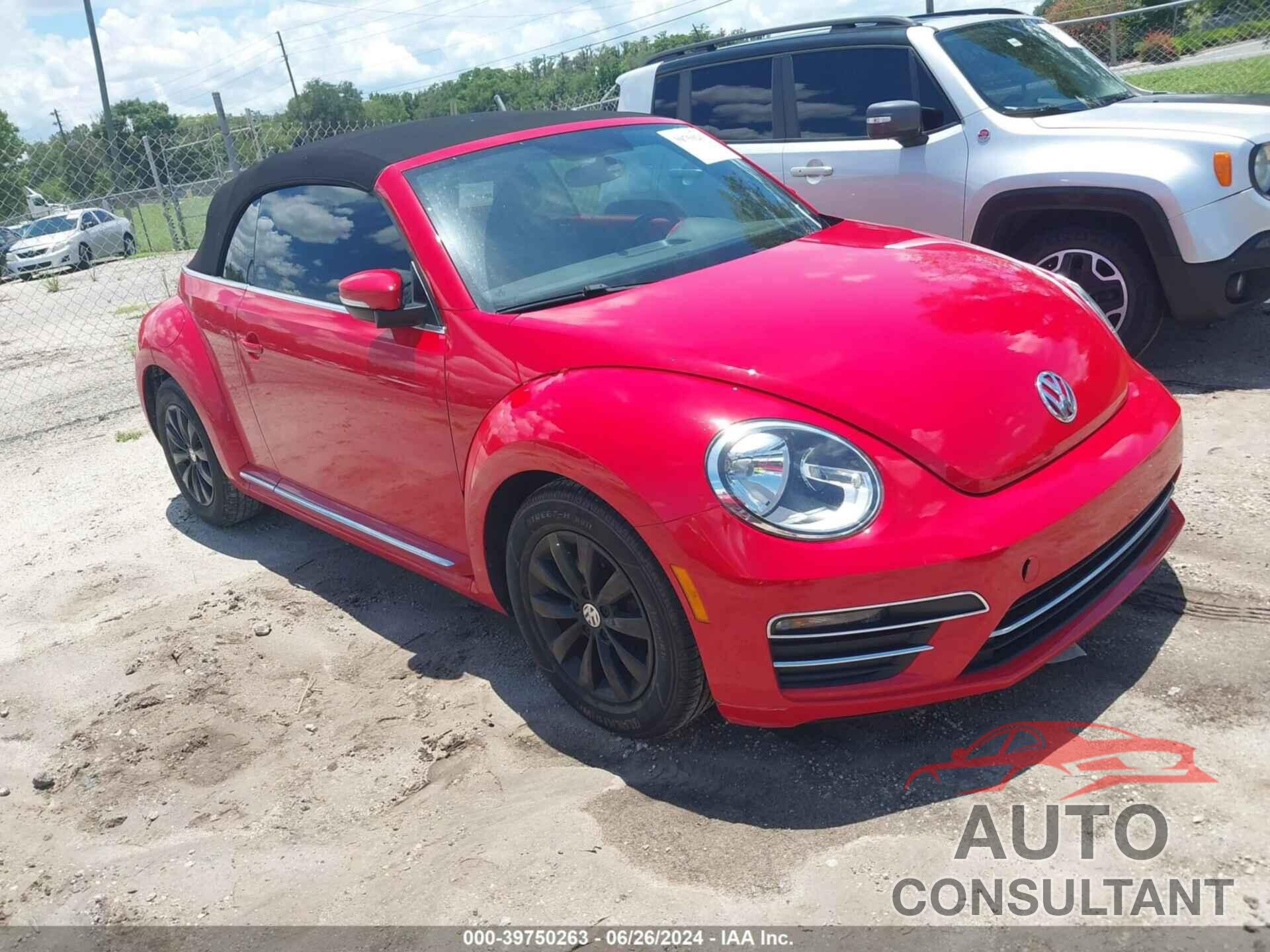 VOLKSWAGEN BEETLE 2018 - 3VW5DAAT5JM517654