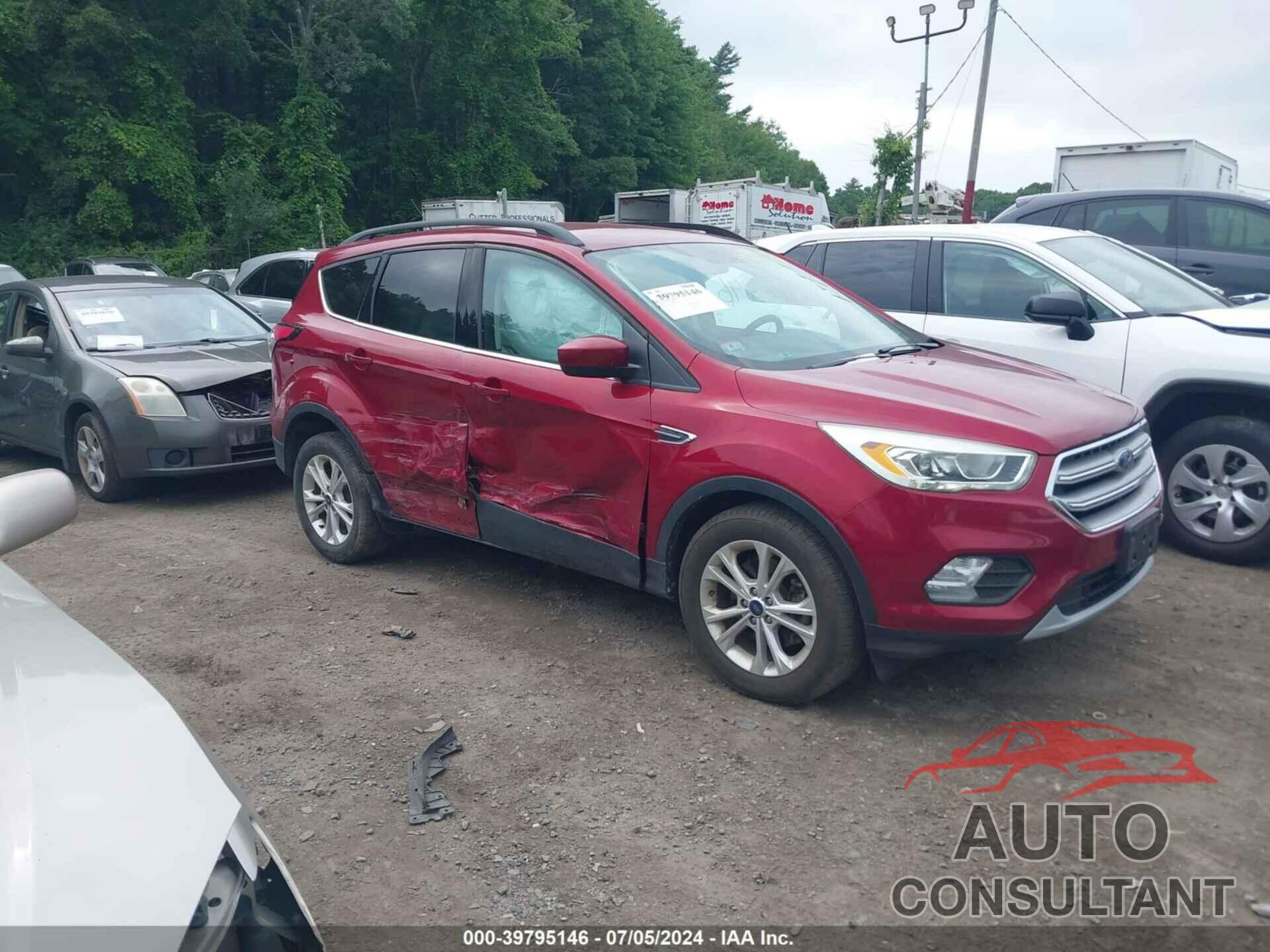 FORD ESCAPE 2017 - 1FMCU9GD6HUD47251