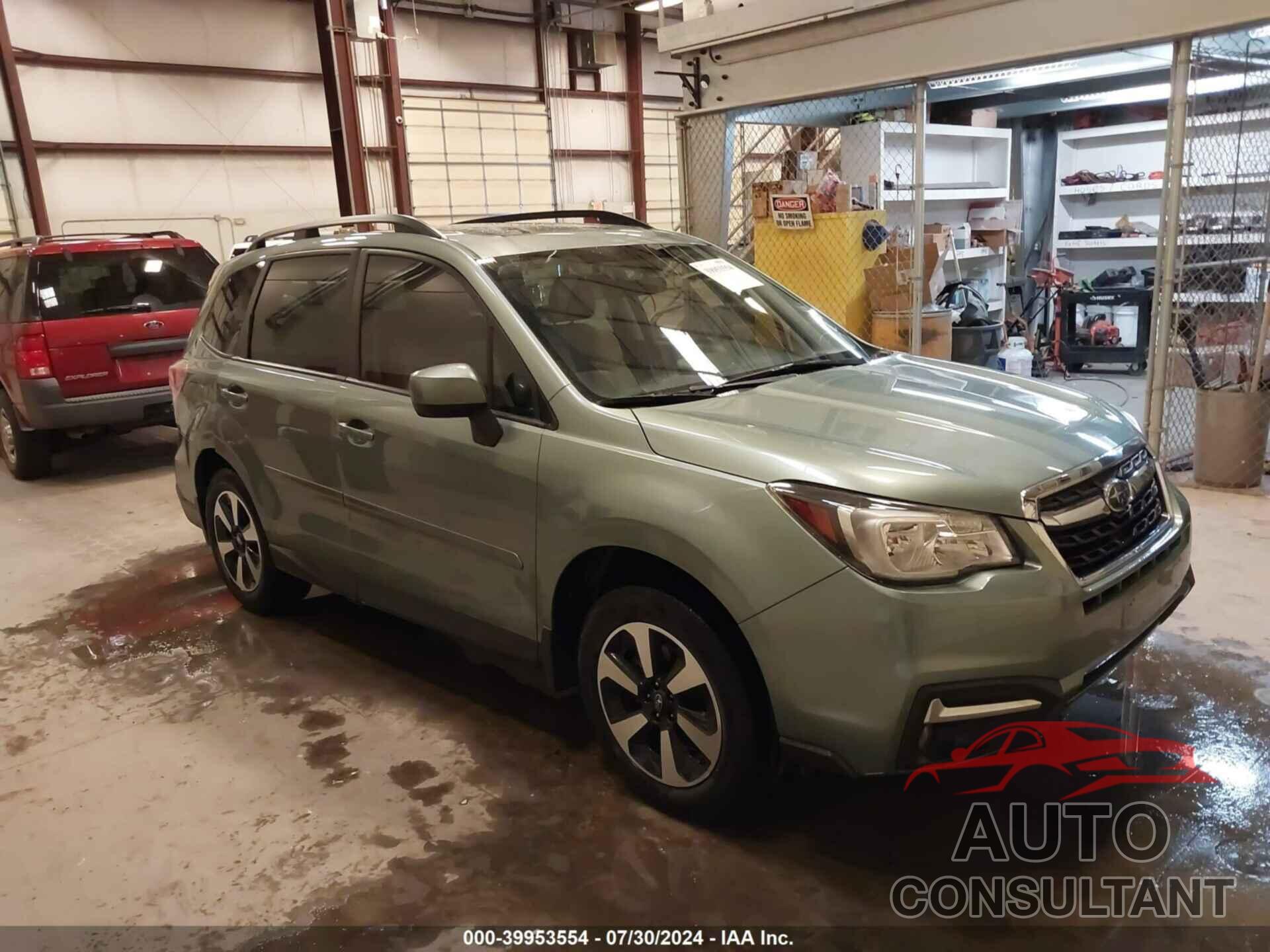 SUBARU FORESTER 2018 - JF2SJAGC0JH458380