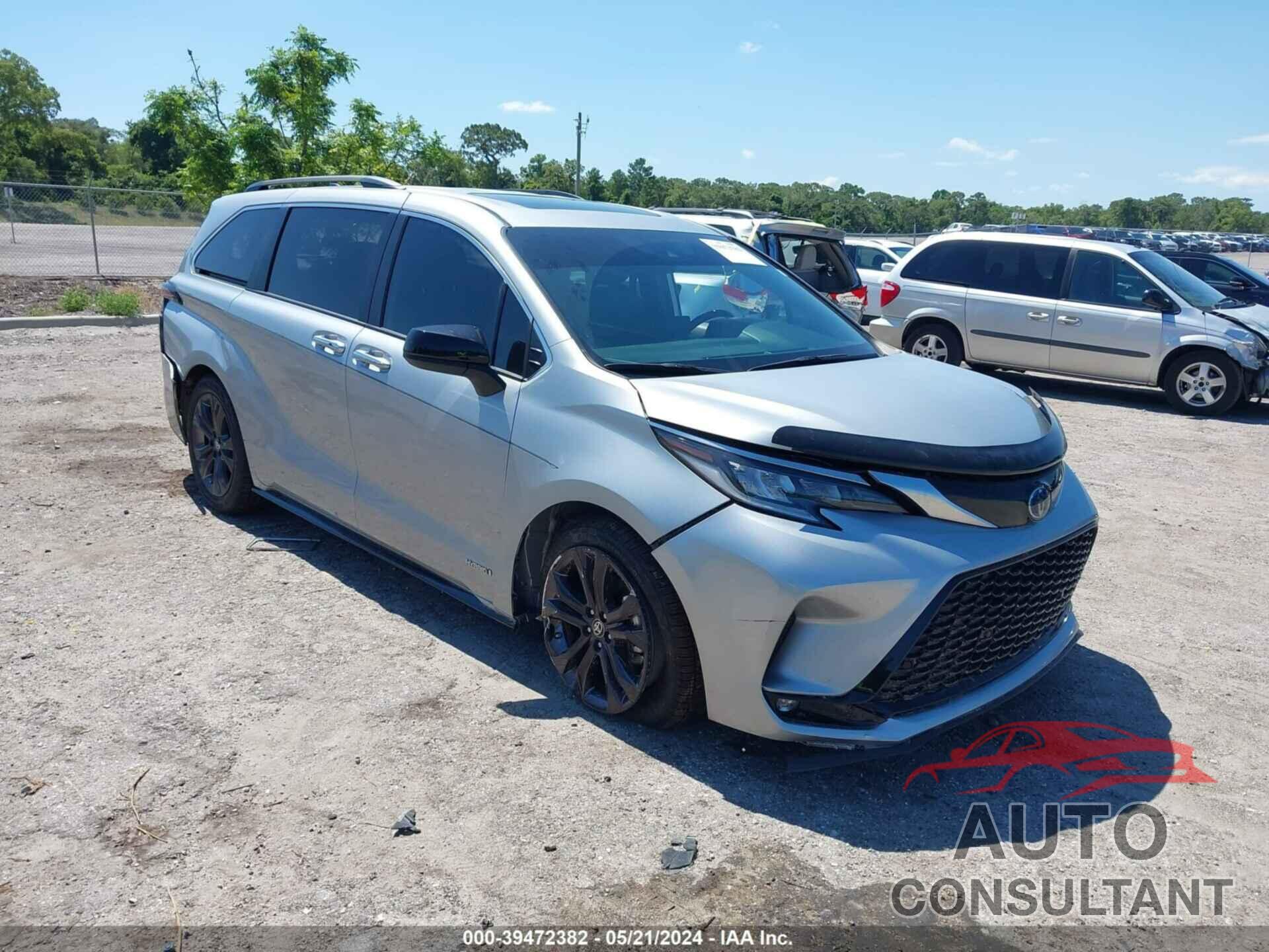 TOYOTA SIENNA 2021 - 5TDXRKEC1MS012308