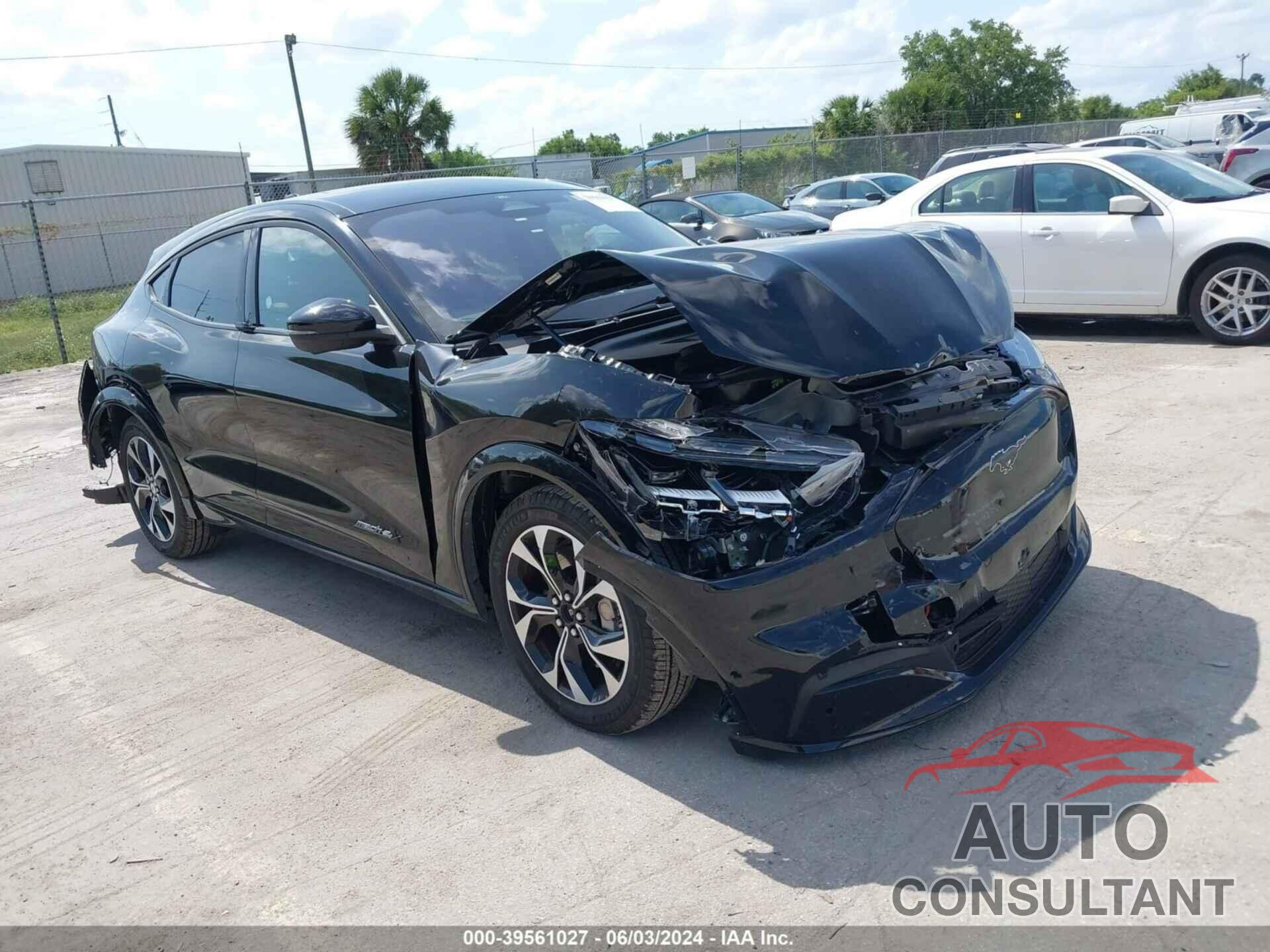 FORD MUSTANG MACH-E 2023 - 3FMTK3SU4PMA70810