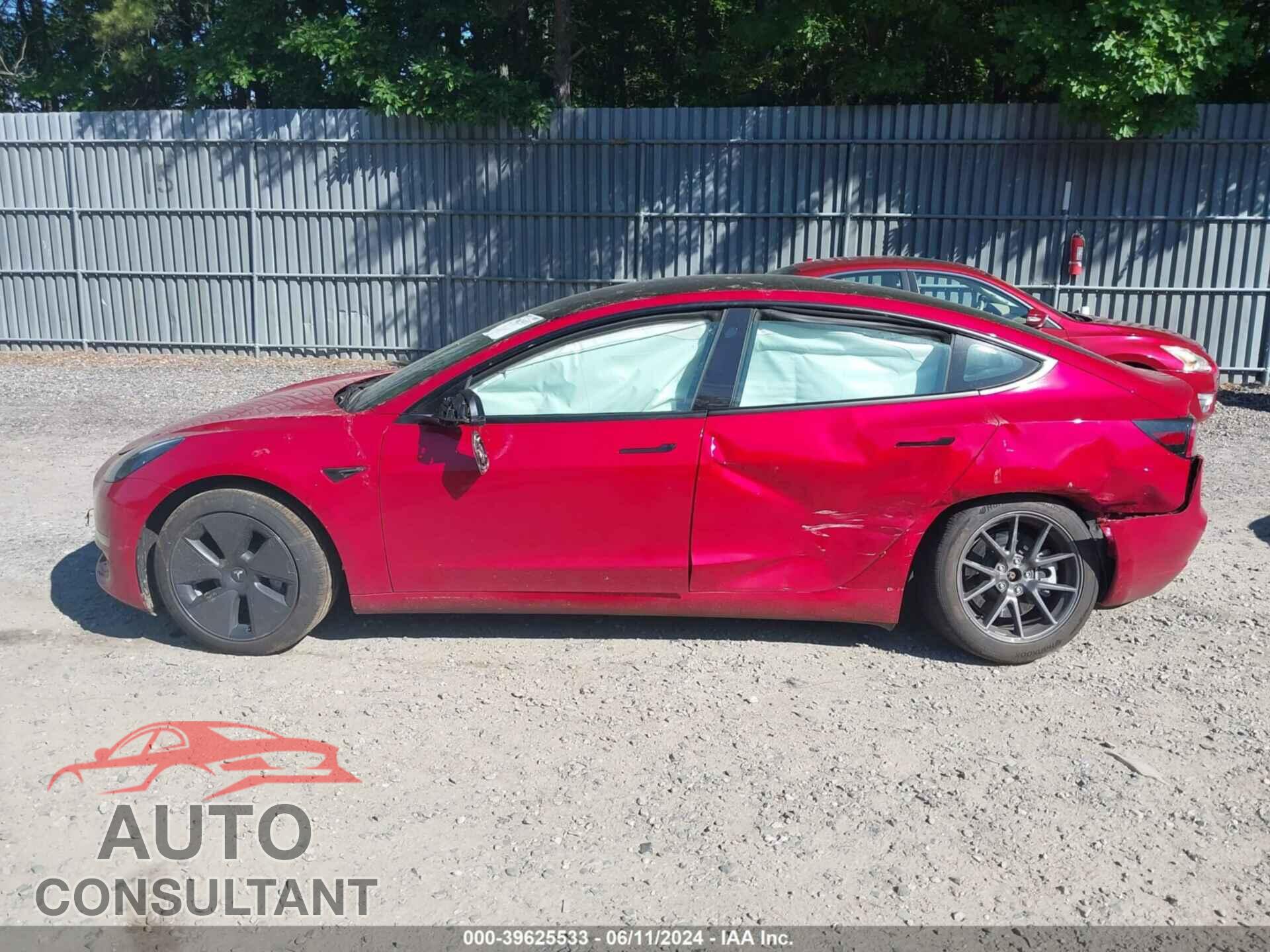 TESLA MODEL 3 2023 - 5YJ3E1EA3PF643248