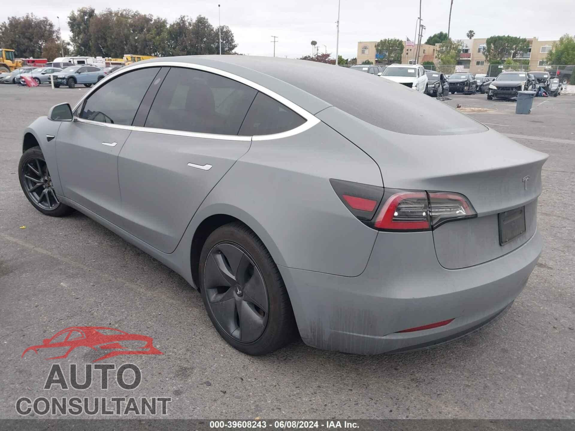 TESLA MODEL 3 2019 - 5YJ3E1EB5KF496657