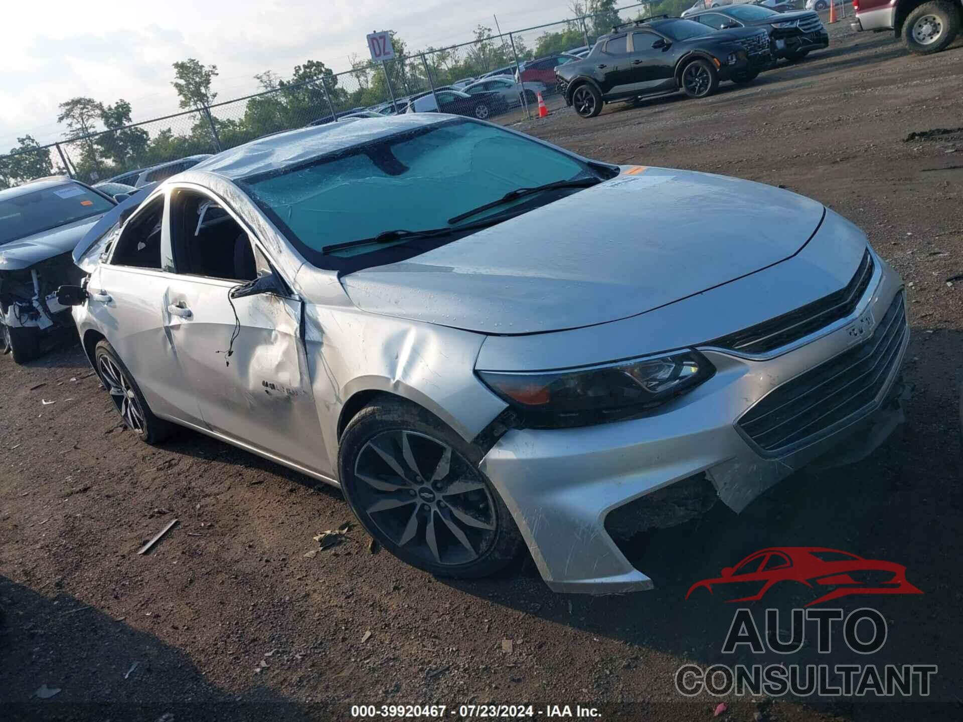 CHEVROLET MALIBU 2017 - 1G1ZE5ST1HF236042