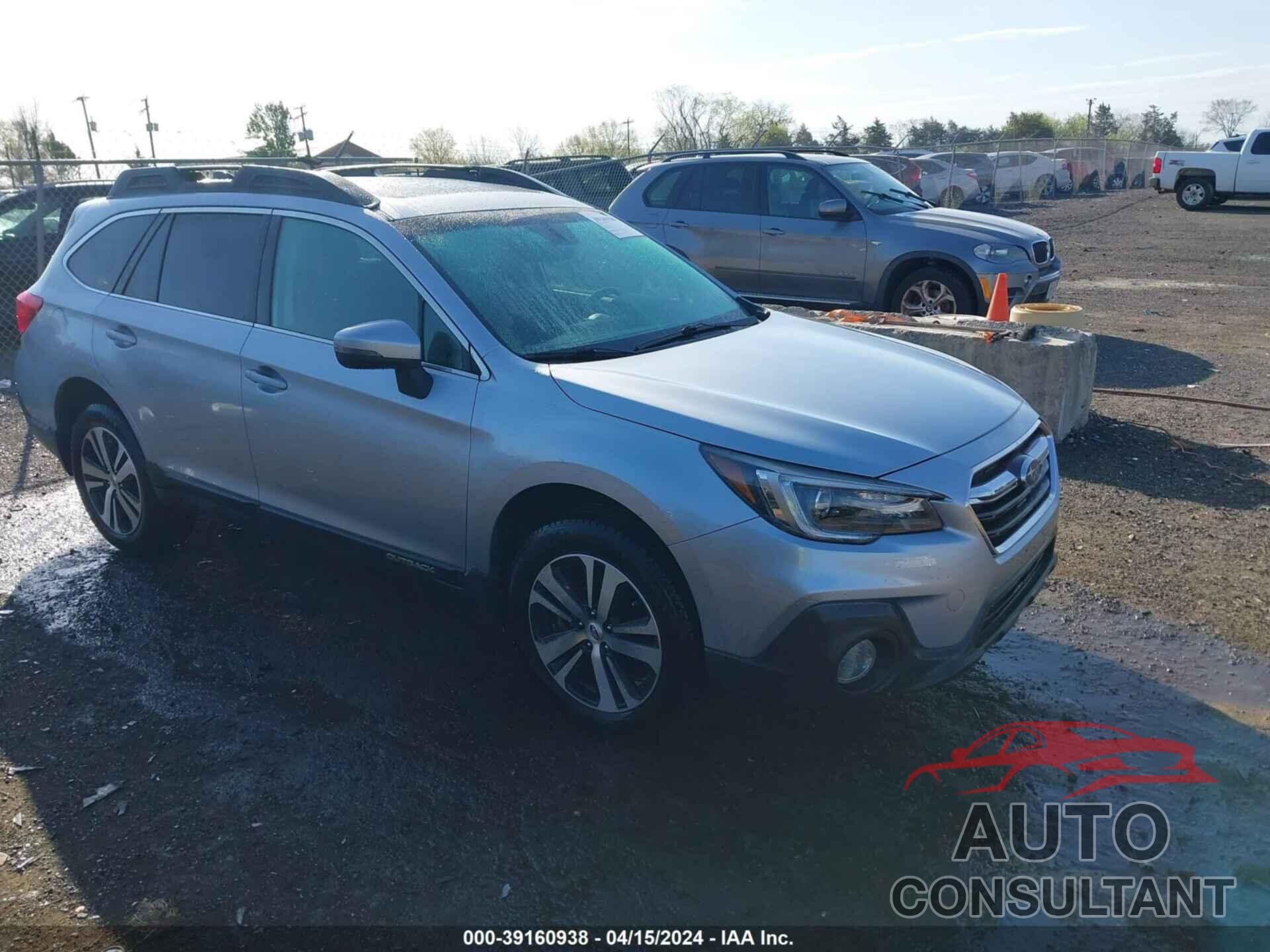 SUBARU OUTBACK 2018 - 4S4BSANC2J3239914
