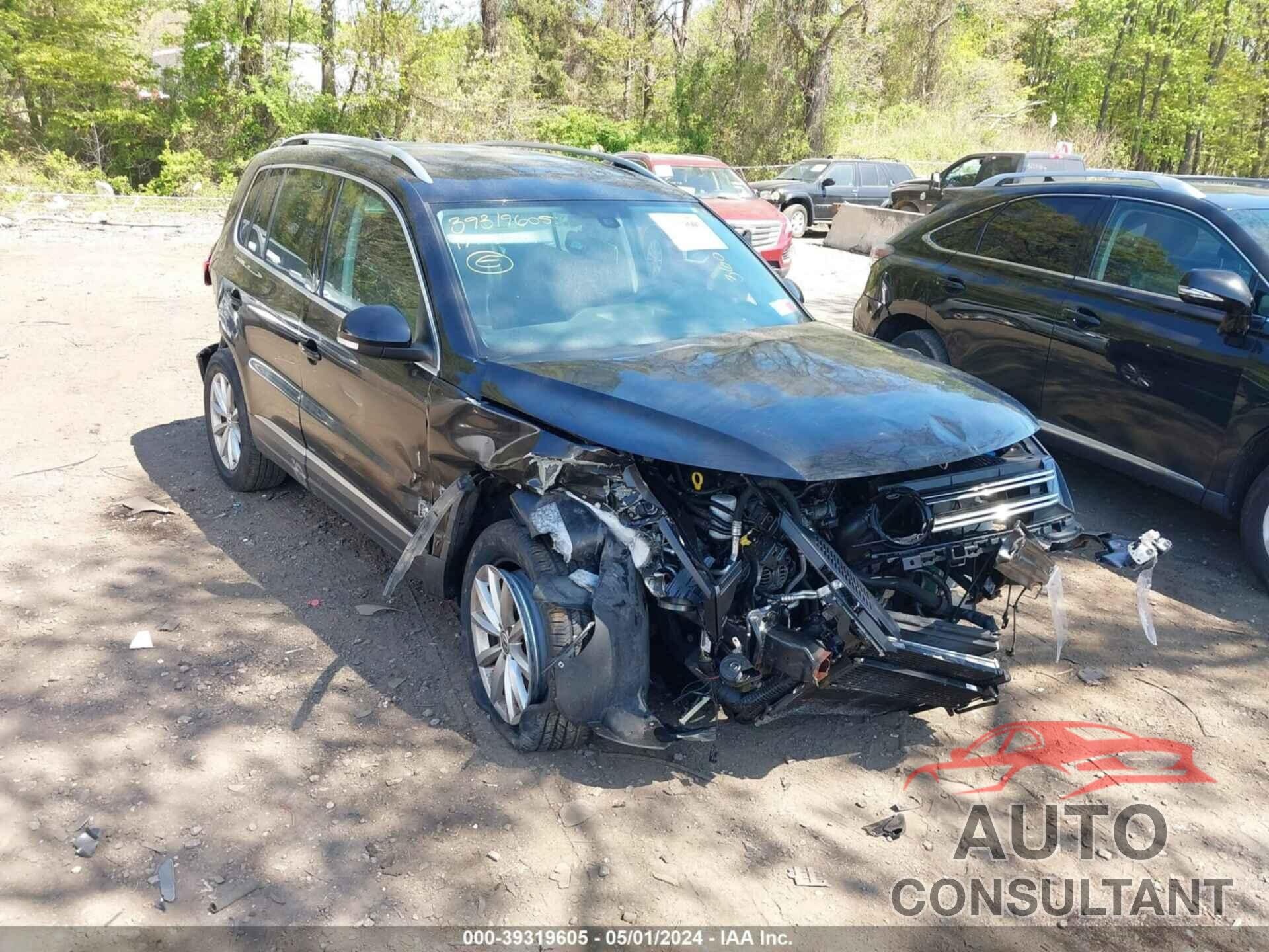 VOLKSWAGEN TIGUAN 2017 - WVGSV7AXXHK031279