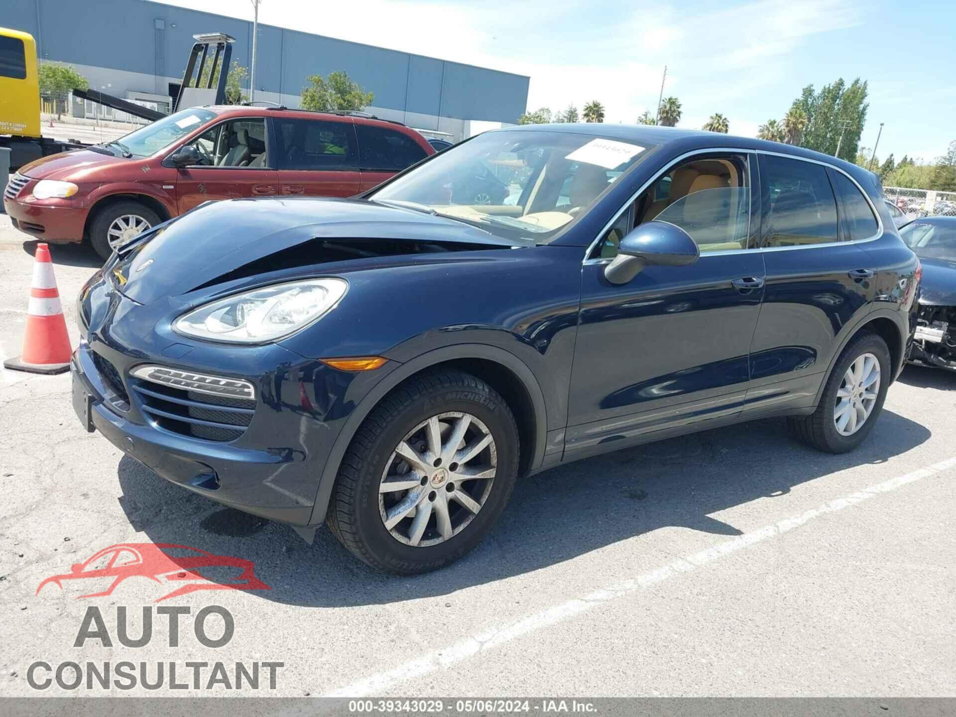 PORSCHE CAYENNE 2012 - WP1AA2A20CLA10011
