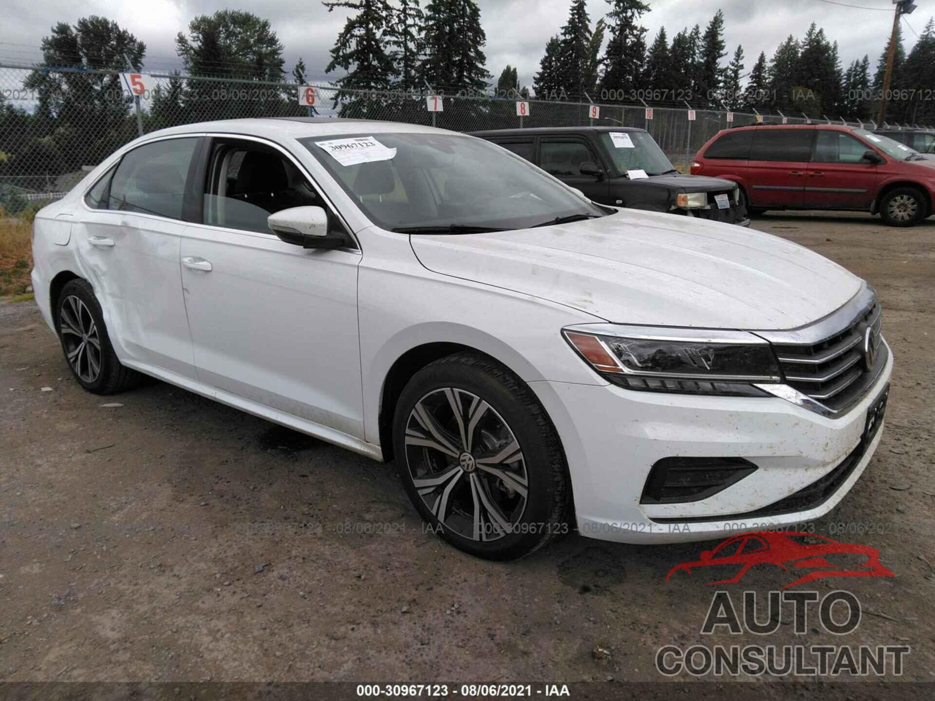 VOLKSWAGEN PASSAT 2021 - 1VWSA7A32MC007749