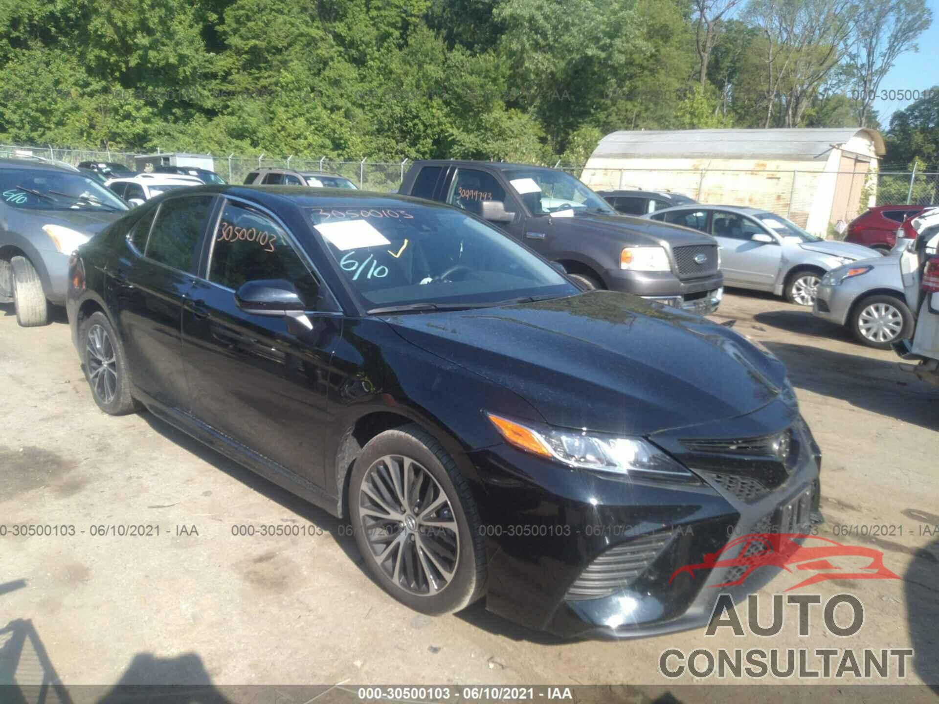 TOYOTA CAMRY 2020 - 4T1G11AK5LU891039