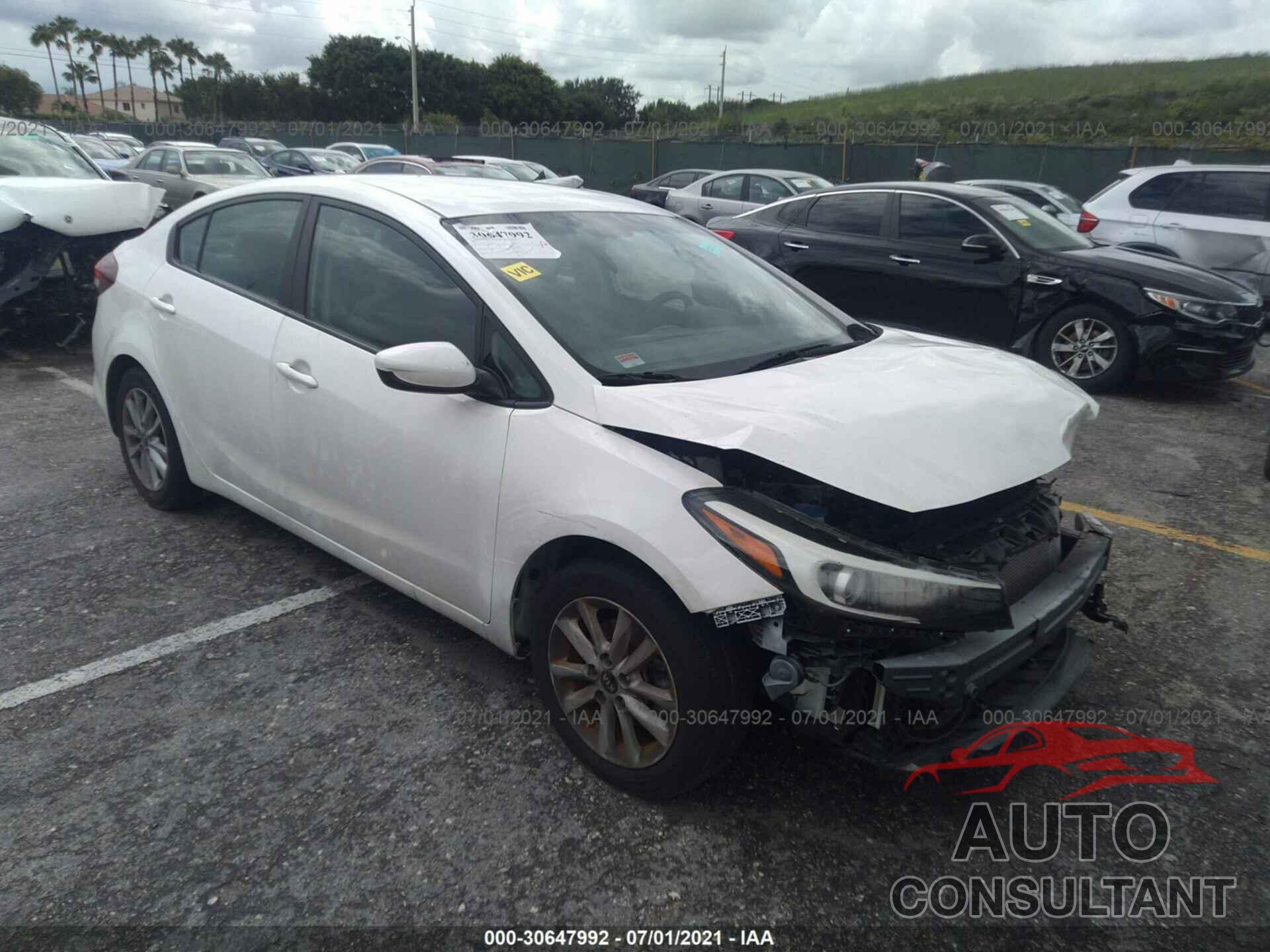 KIA FORTE 2017 - 3KPFL4A73HE128417