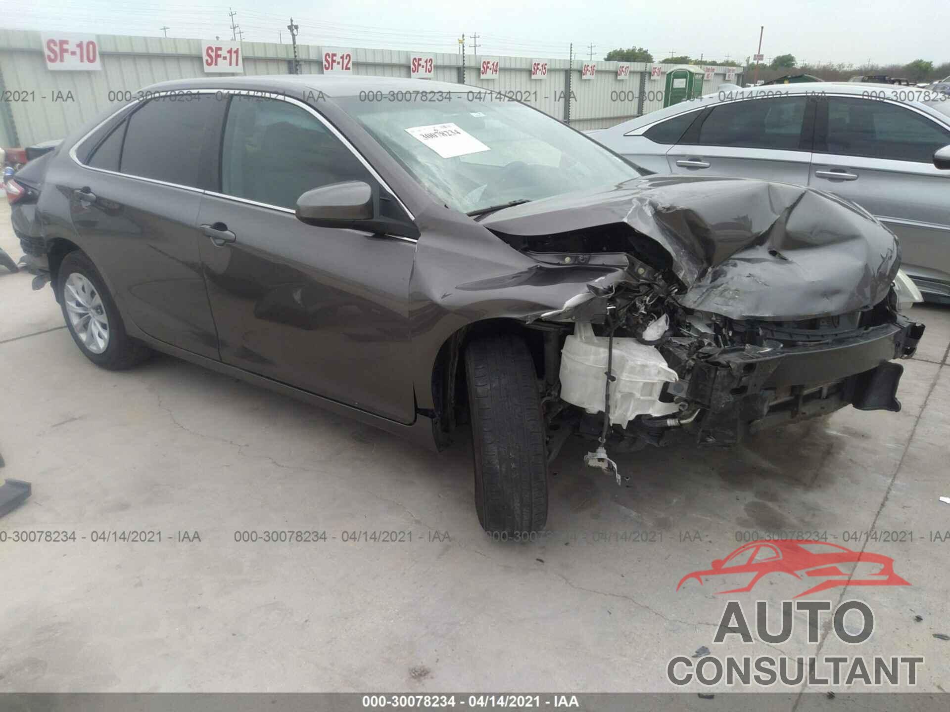 TOYOTA CAMRY 2016 - 4T4BF1FK5GR535853