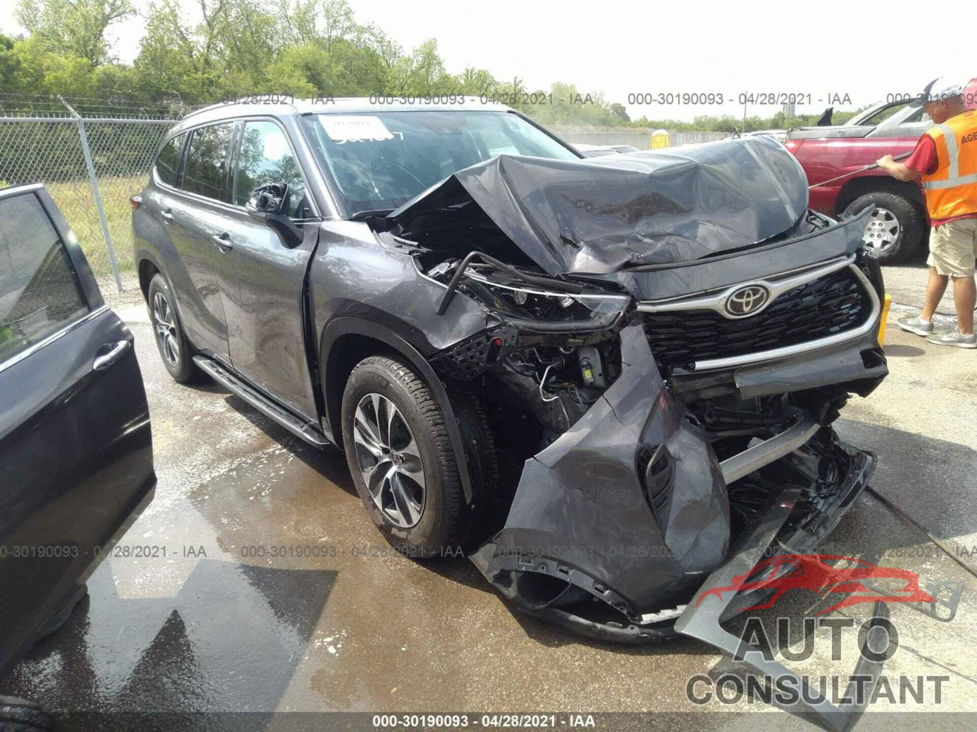 TOYOTA HIGHLANDER 2021 - 5TDGZRAH4MS524607