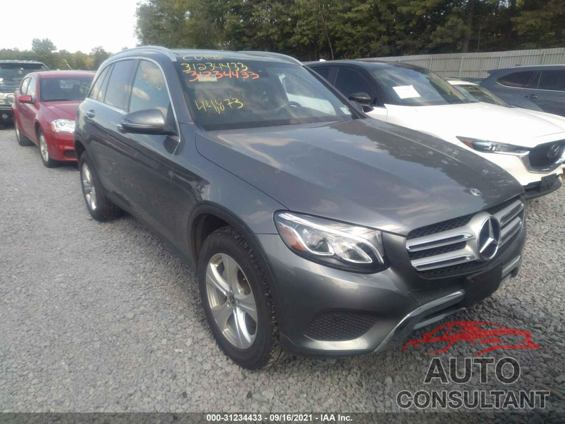 MERCEDES-BENZ GLC 2017 - WDC0G4KB3HV013142