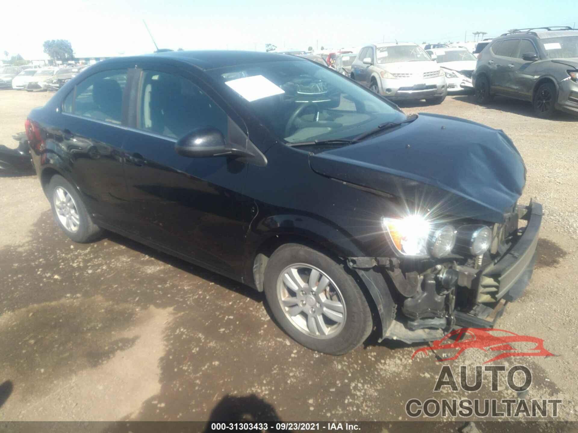 CHEVROLET SONIC 2016 - 1G1JC5SG0G4128026