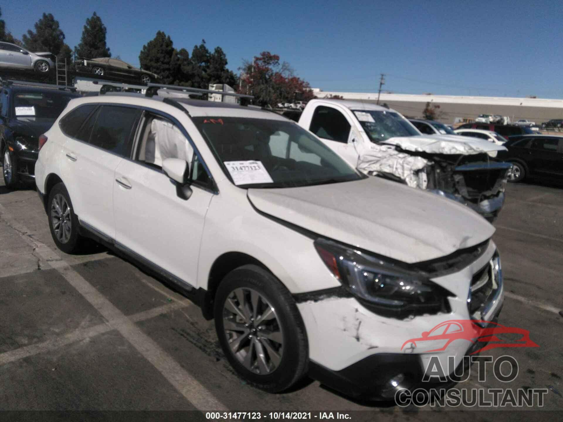 SUBARU OUTBACK 2018 - 4S4BSETC8J3305800