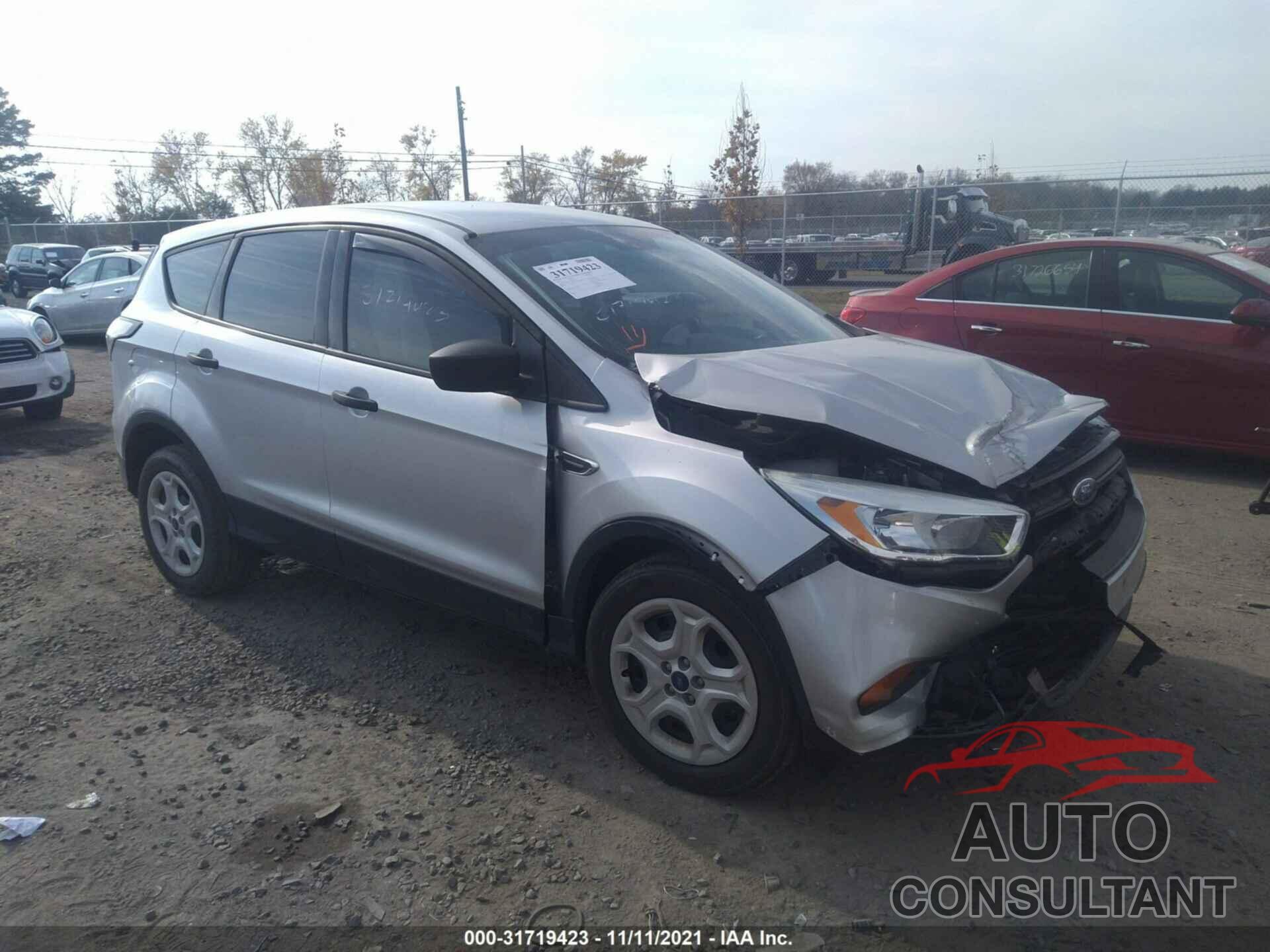 FORD ESCAPE 2017 - 1FMCU0F73HUE34175