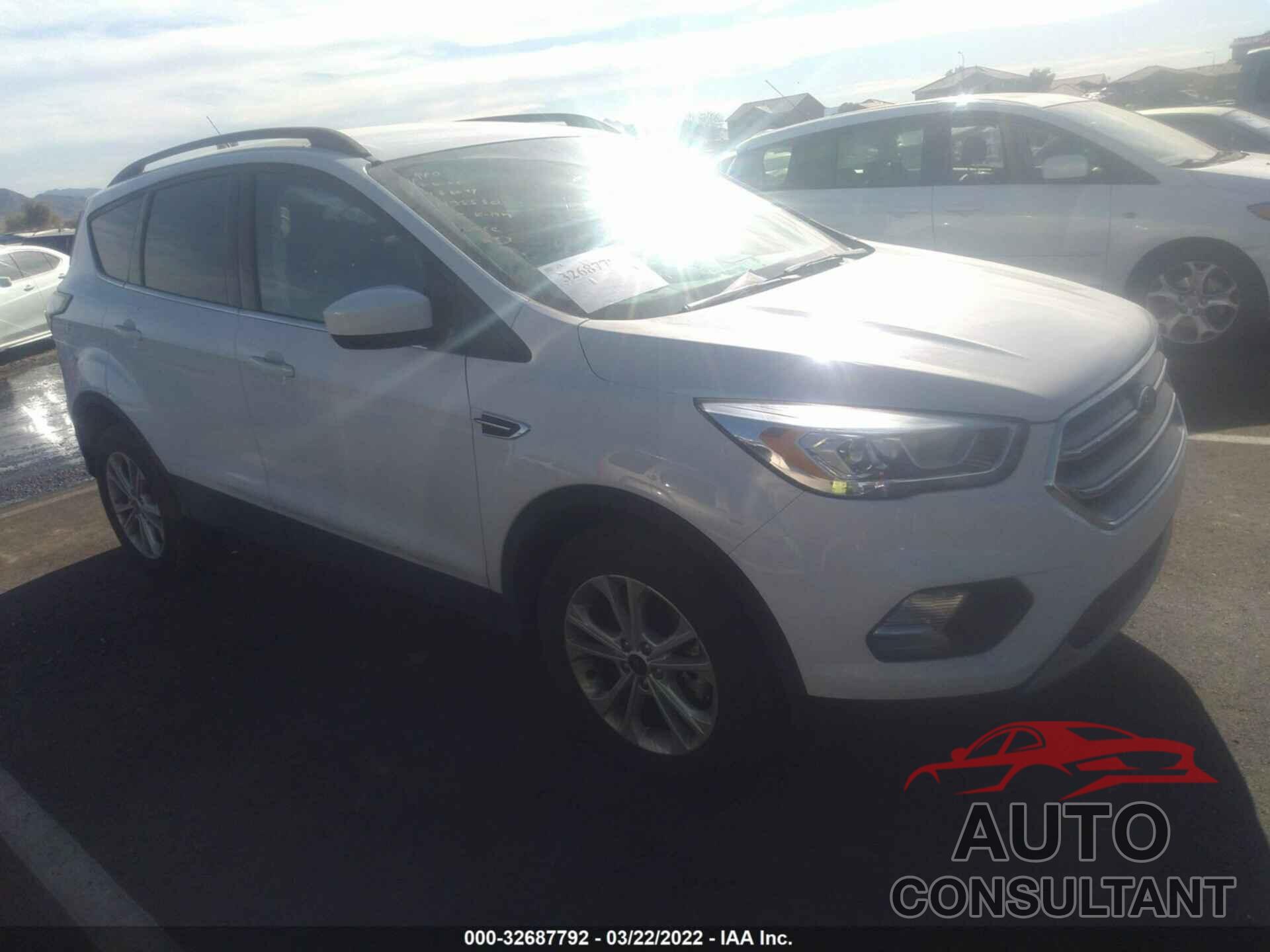 FORD ESCAPE 2017 - 1FMCU0G94HUD54271