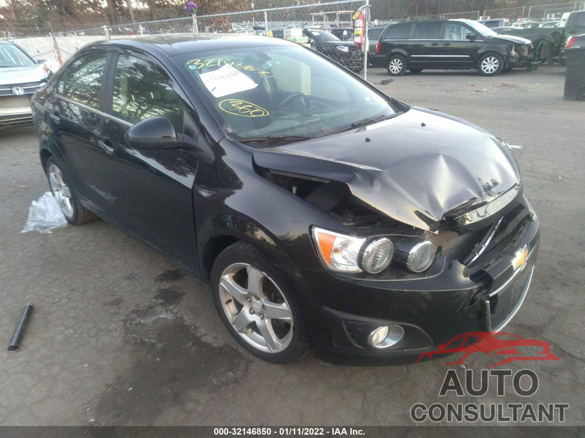CHEVROLET SONIC 2016 - 1G1JE5SB3G4145515
