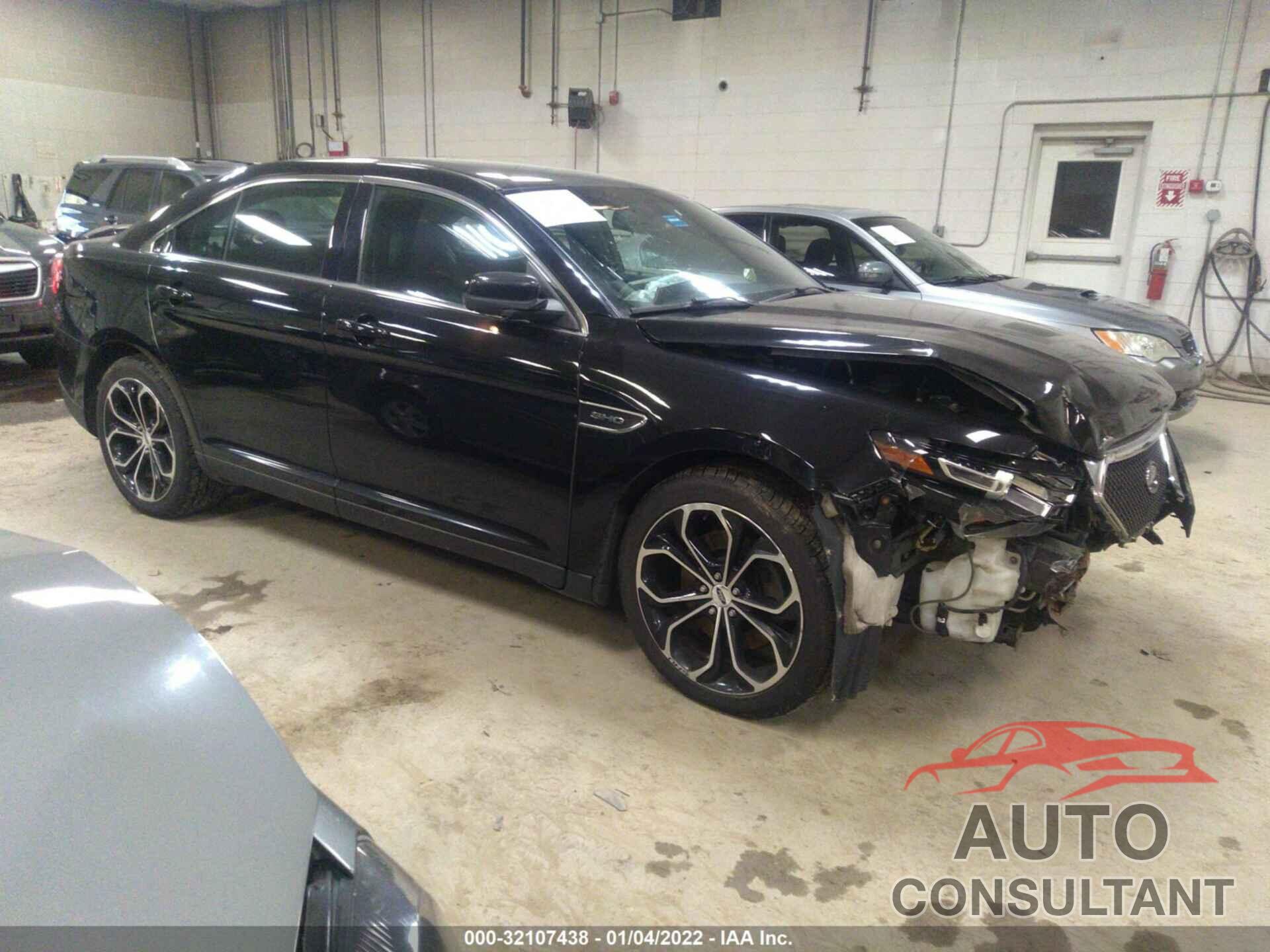 FORD TAURUS 2016 - 1FAHP2KT4GG156597