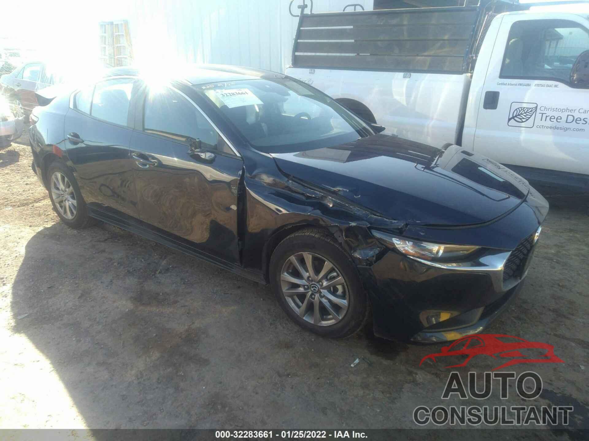 MAZDA MAZDA3 SEDAN 2019 - JM1BPABLXK1110794