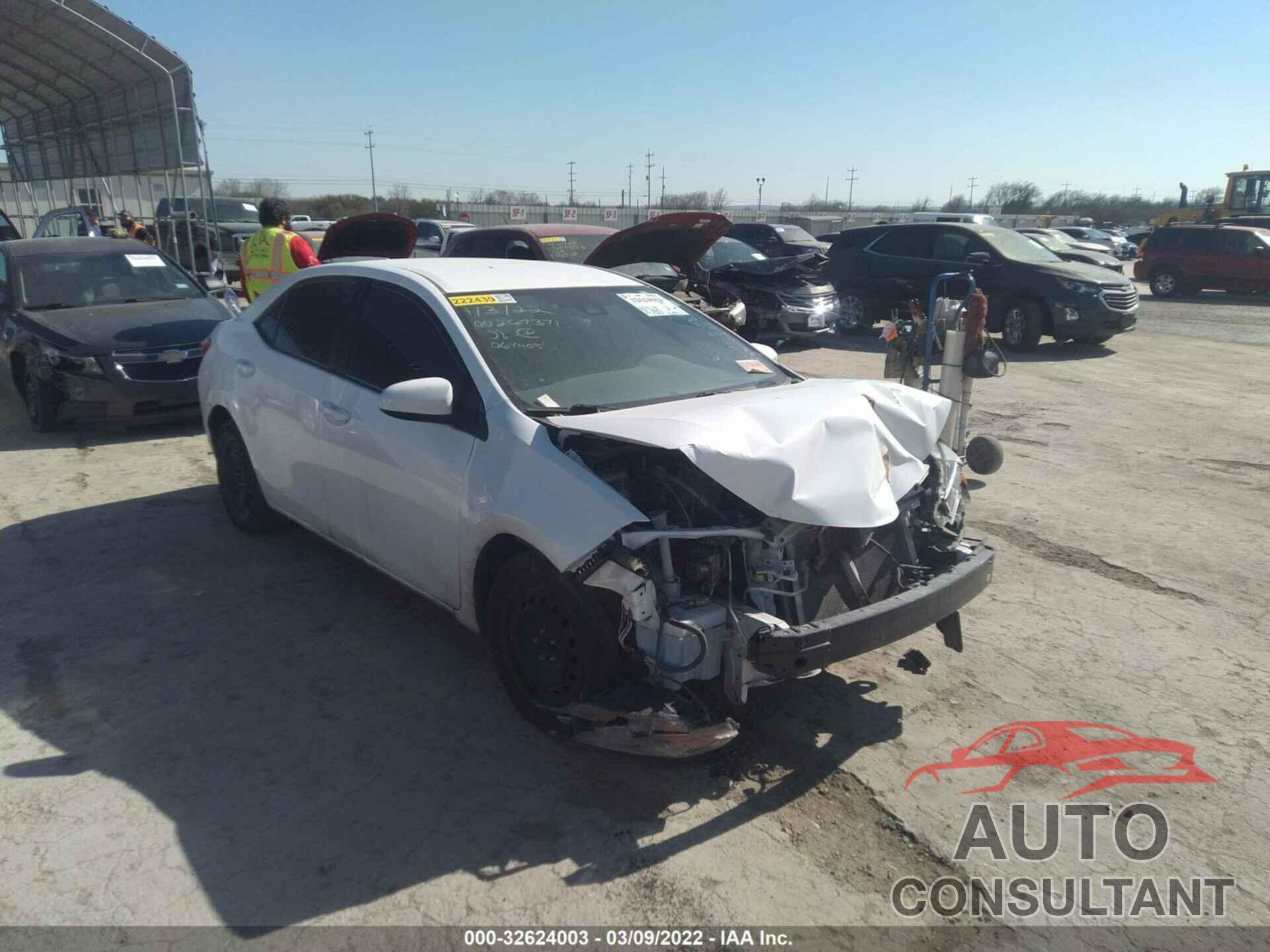 TOYOTA COROLLA 2018 - 2T1BURHE6JC067405