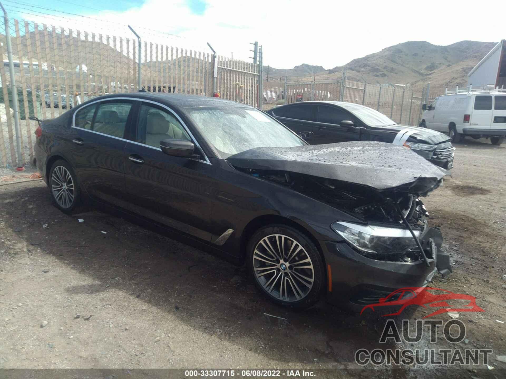 BMW 5 SERIES 2018 - WBAJA5C56JWA35968