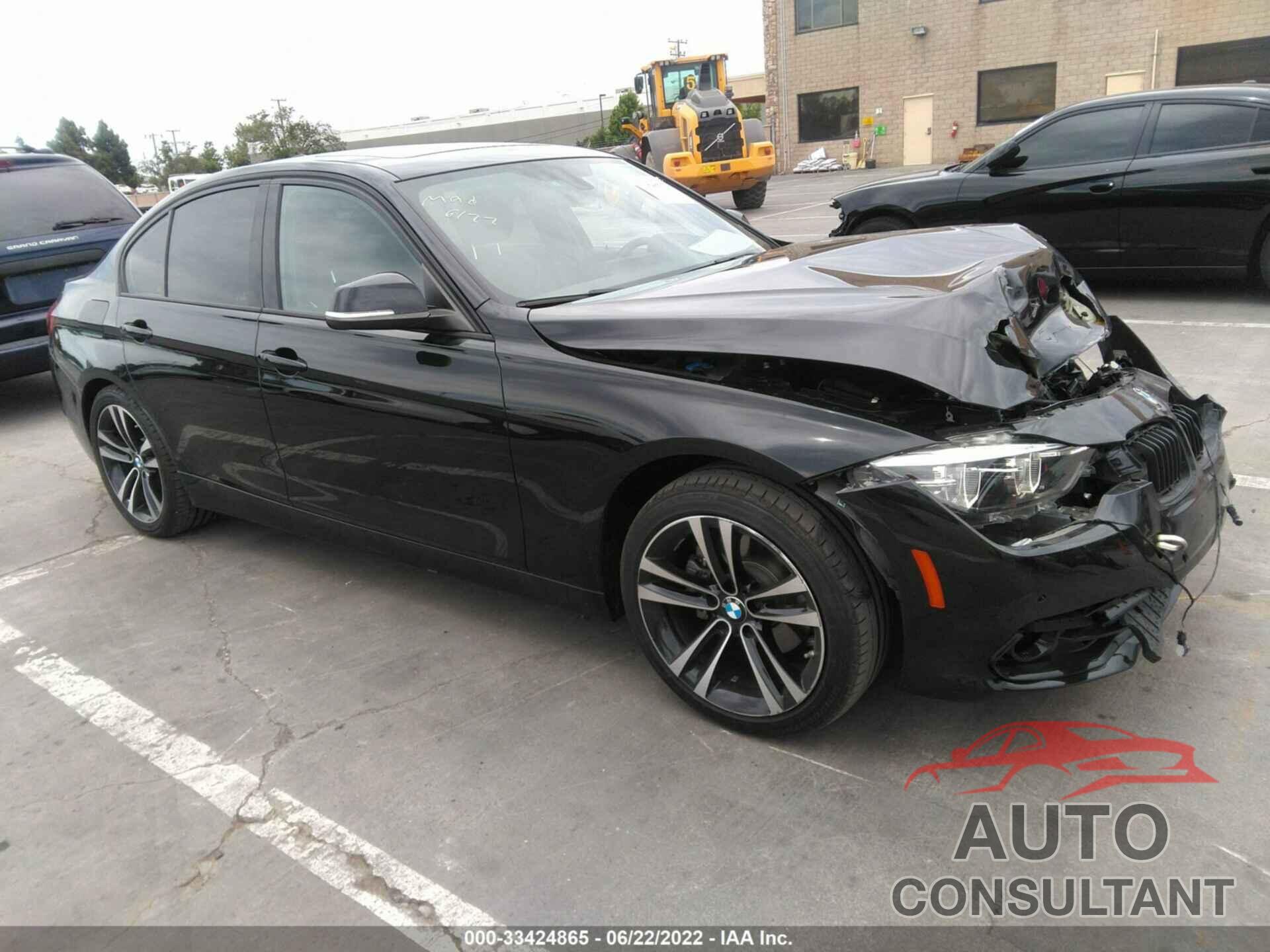 BMW 3 SERIES 2018 - WBA8B9C50JEE81364