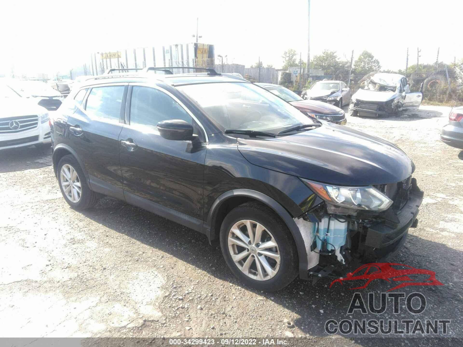 NISSAN ROGUE SPORT 2018 - JN1BJ1CR4JW288354