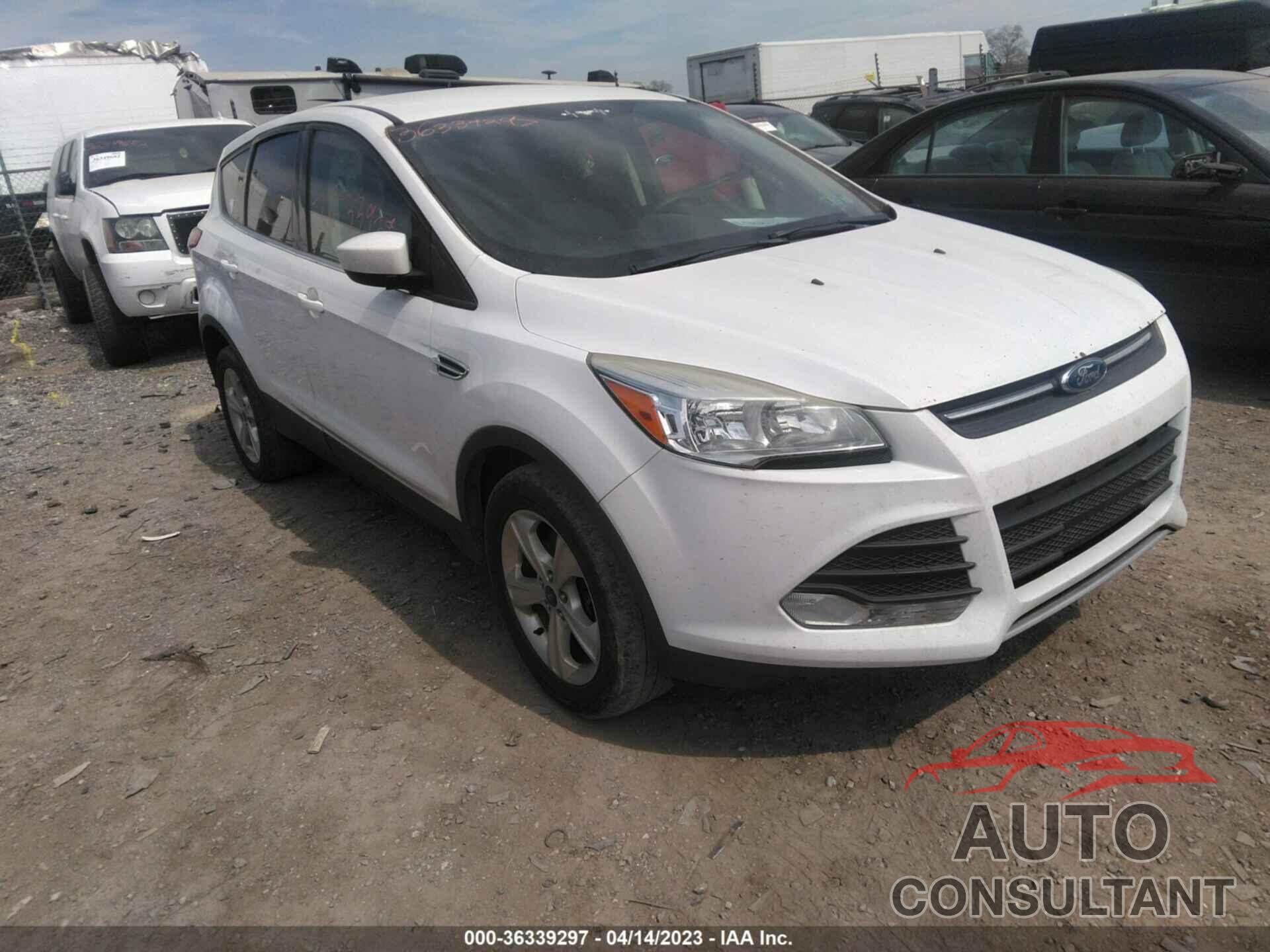 FORD ESCAPE 2015 - 1FMCU9GX4FUC80897