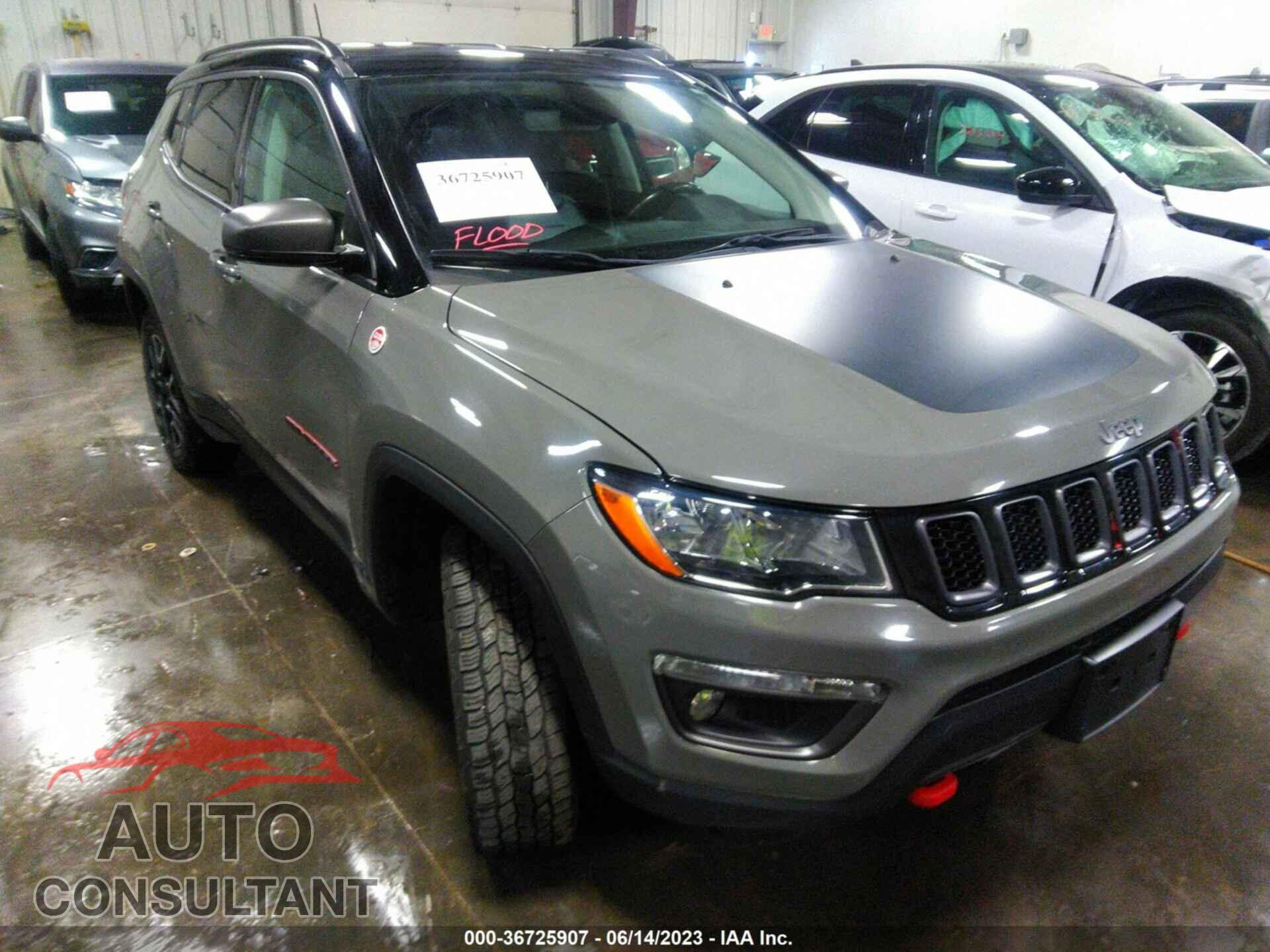 JEEP COMPASS 2019 - 3C4NJDDB2KT806871