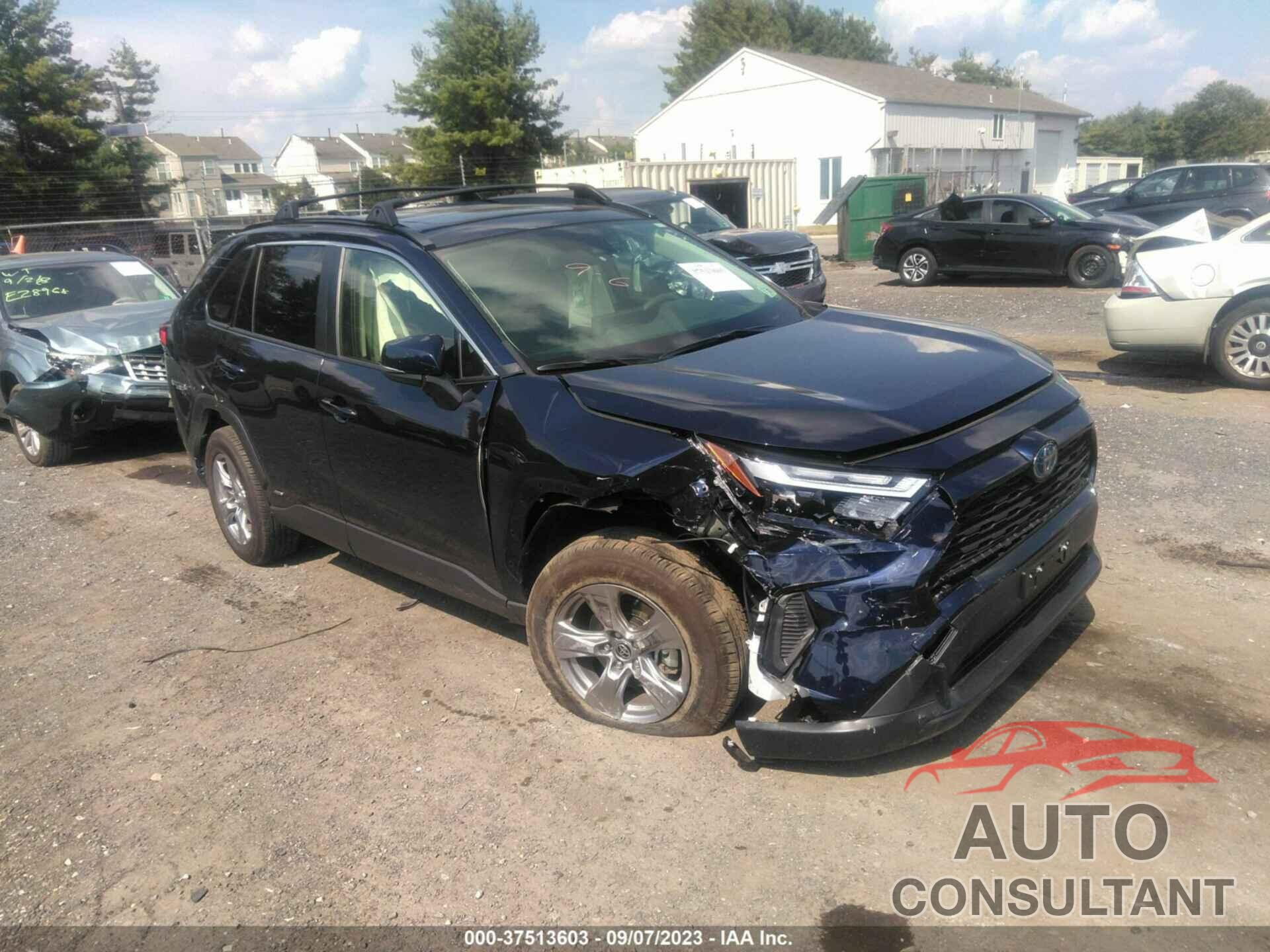 TOYOTA RAV4 2022 - JTMRWRFV0ND151868