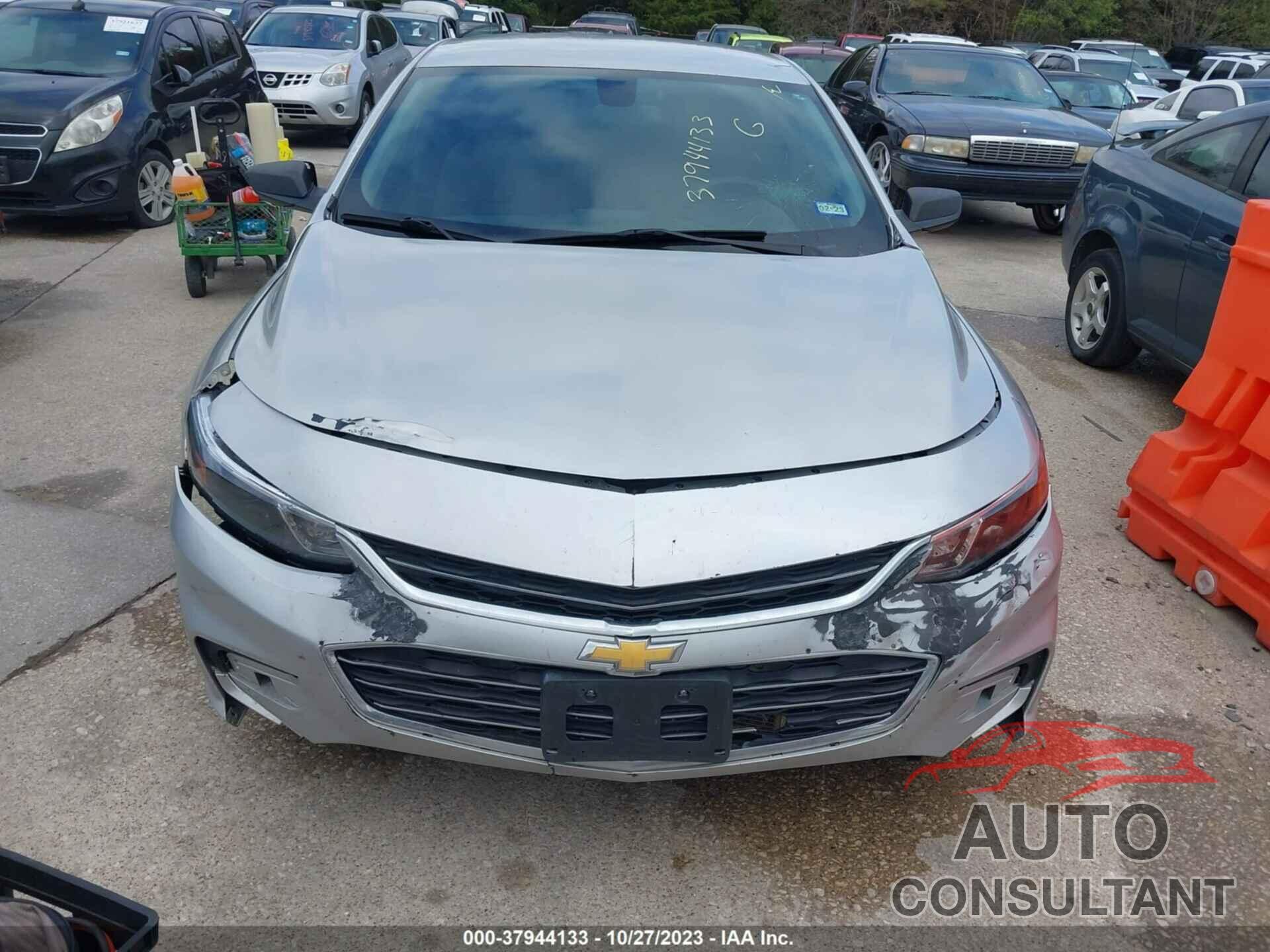 CHEVROLET MALIBU 2017 - 1G1ZC5ST4HF102289