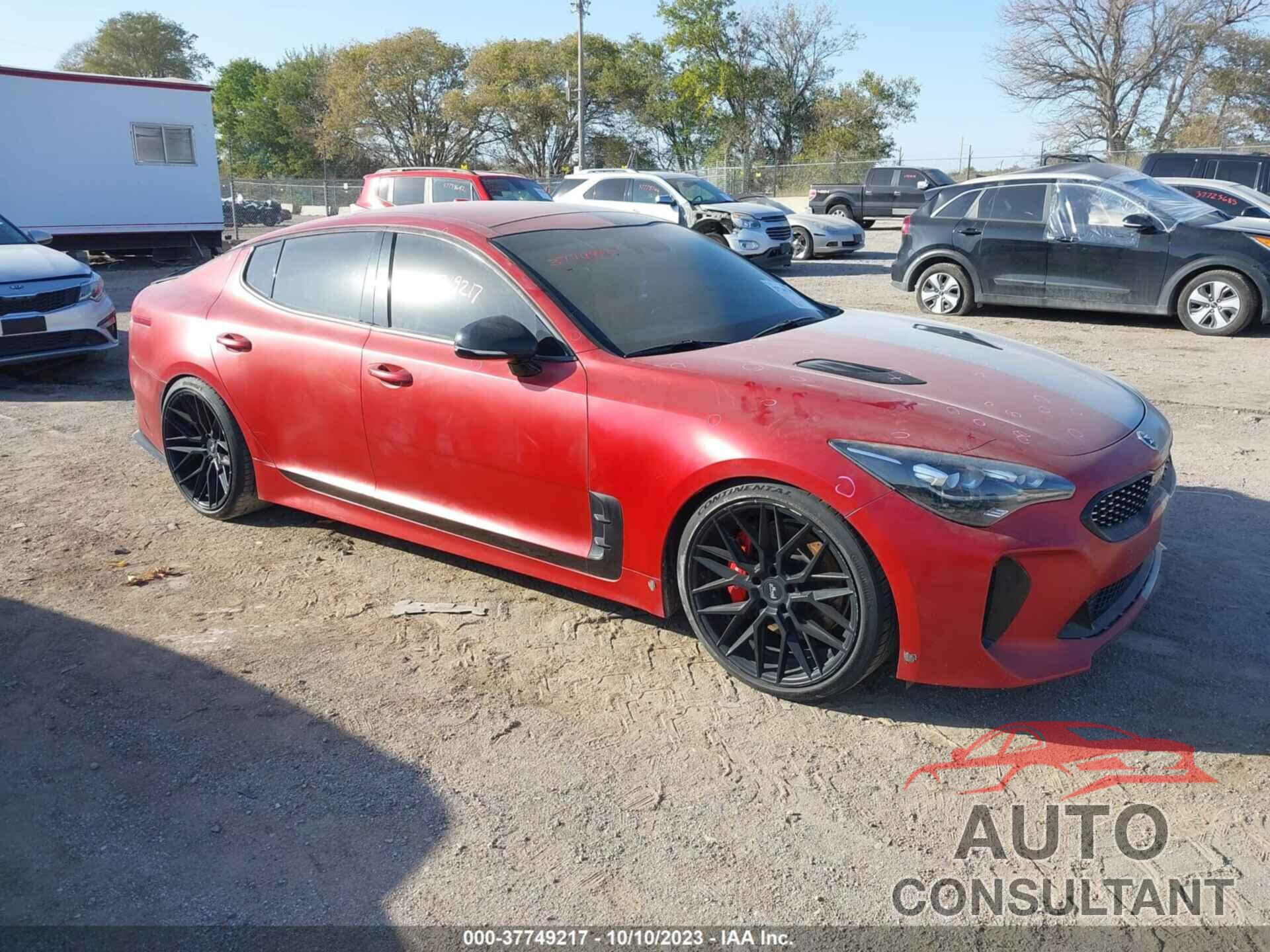 KIA STINGER 2018 - KNAE55LC9J6022455