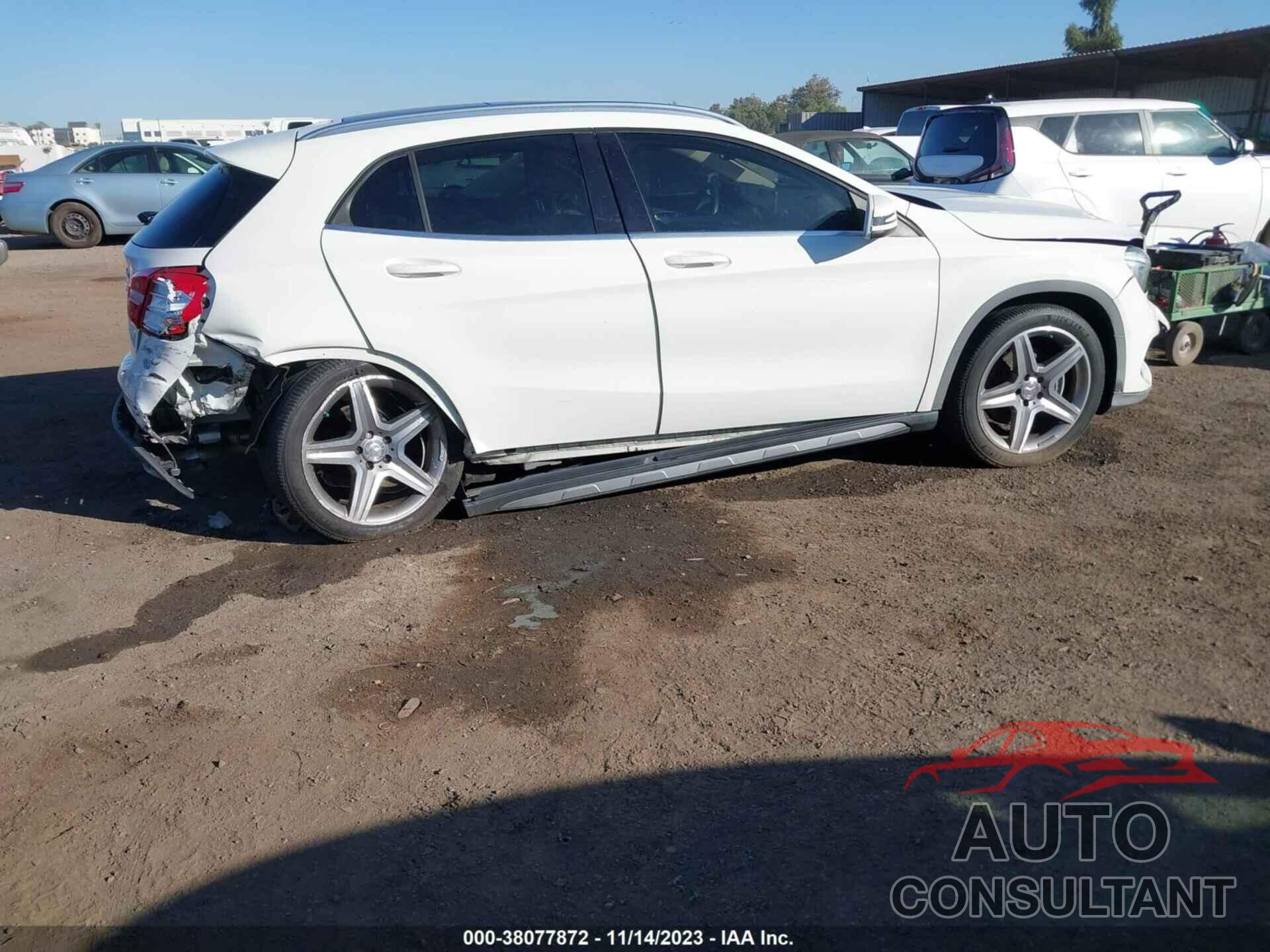 MERCEDES-BENZ GLA 250 2016 - WDCTG4GB4GJ243316