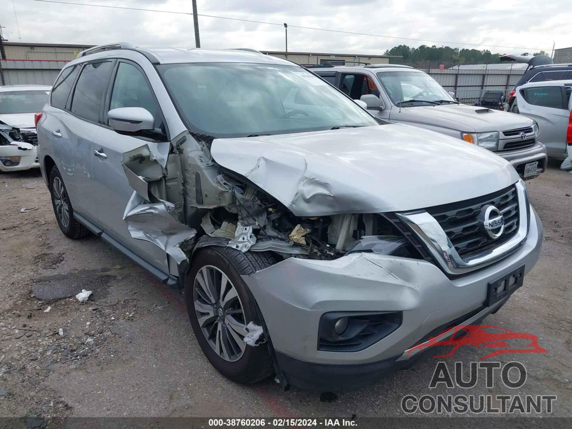 NISSAN PATHFINDER 2017 - 5N1DR2MN8HC661354