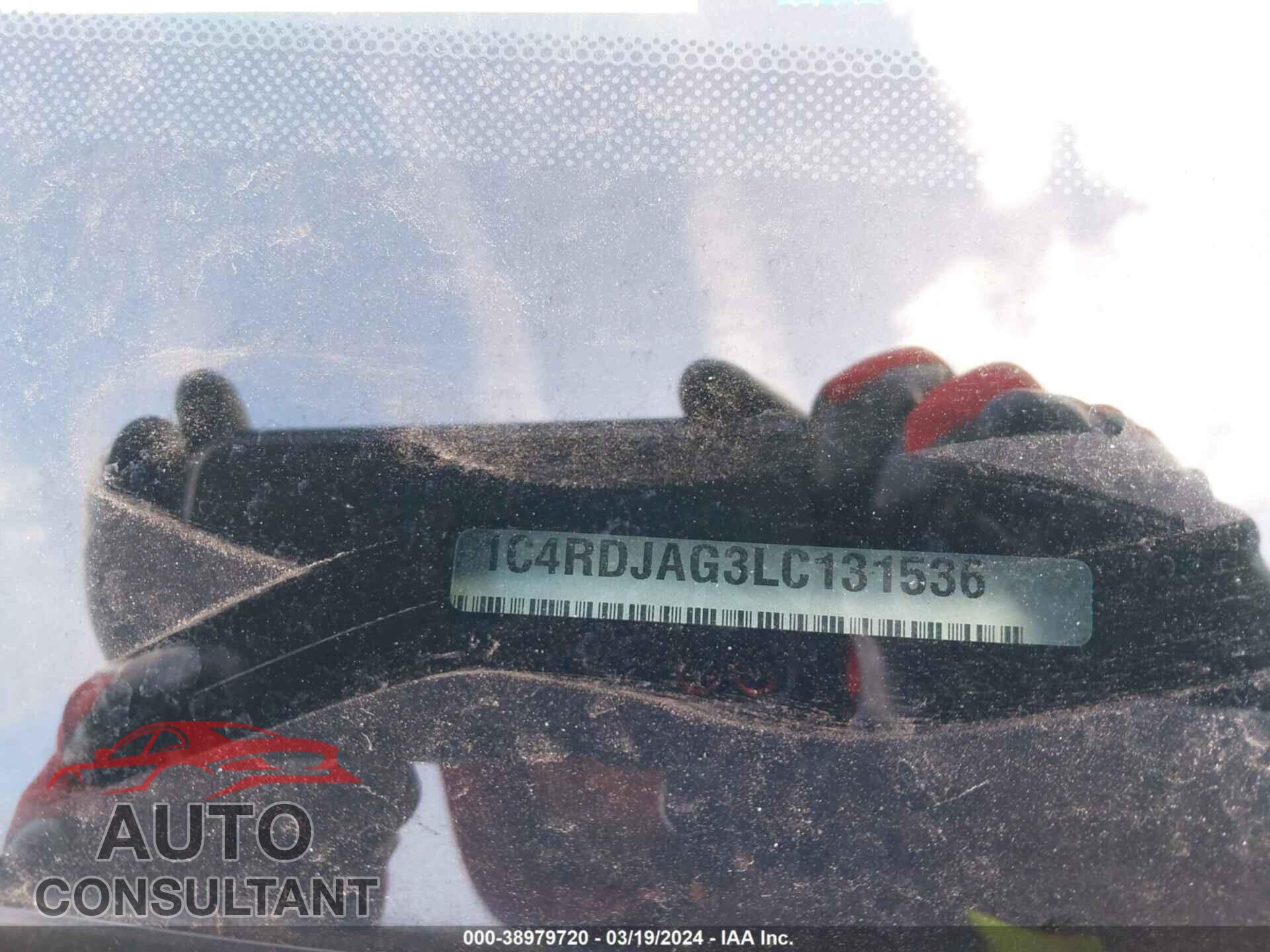 DODGE DURANGO 2020 - 1C4RDJAG3LC131536