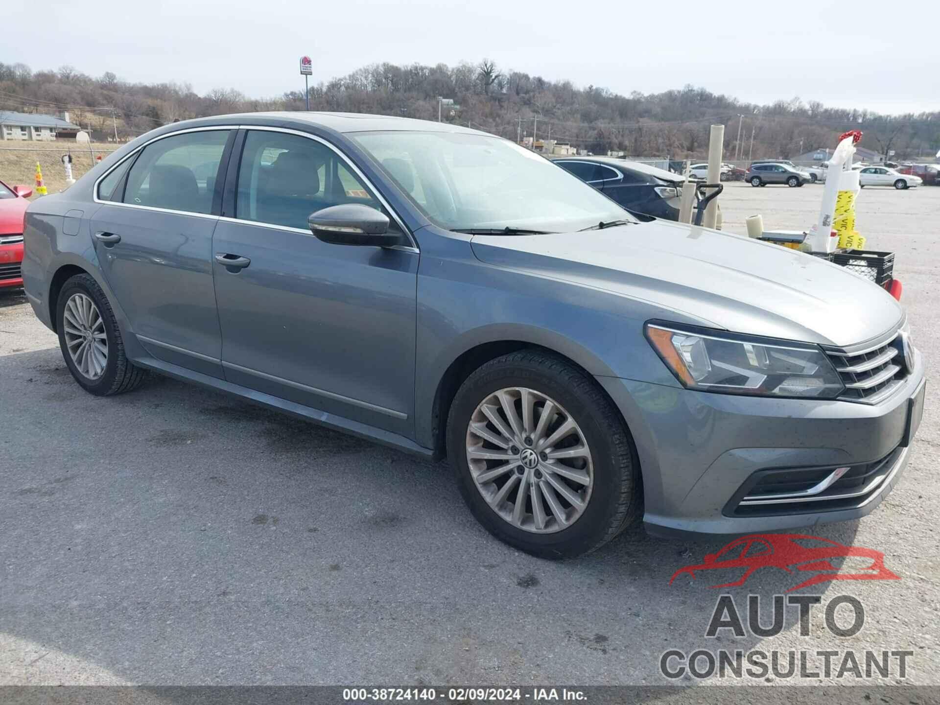 VOLKSWAGEN PASSAT 2017 - 1VWBT7A32HC014135