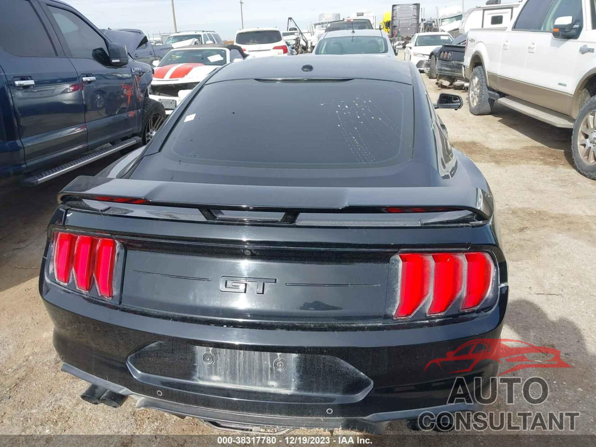 FORD MUSTANG 2018 - 1FA6P8CF4J5113951