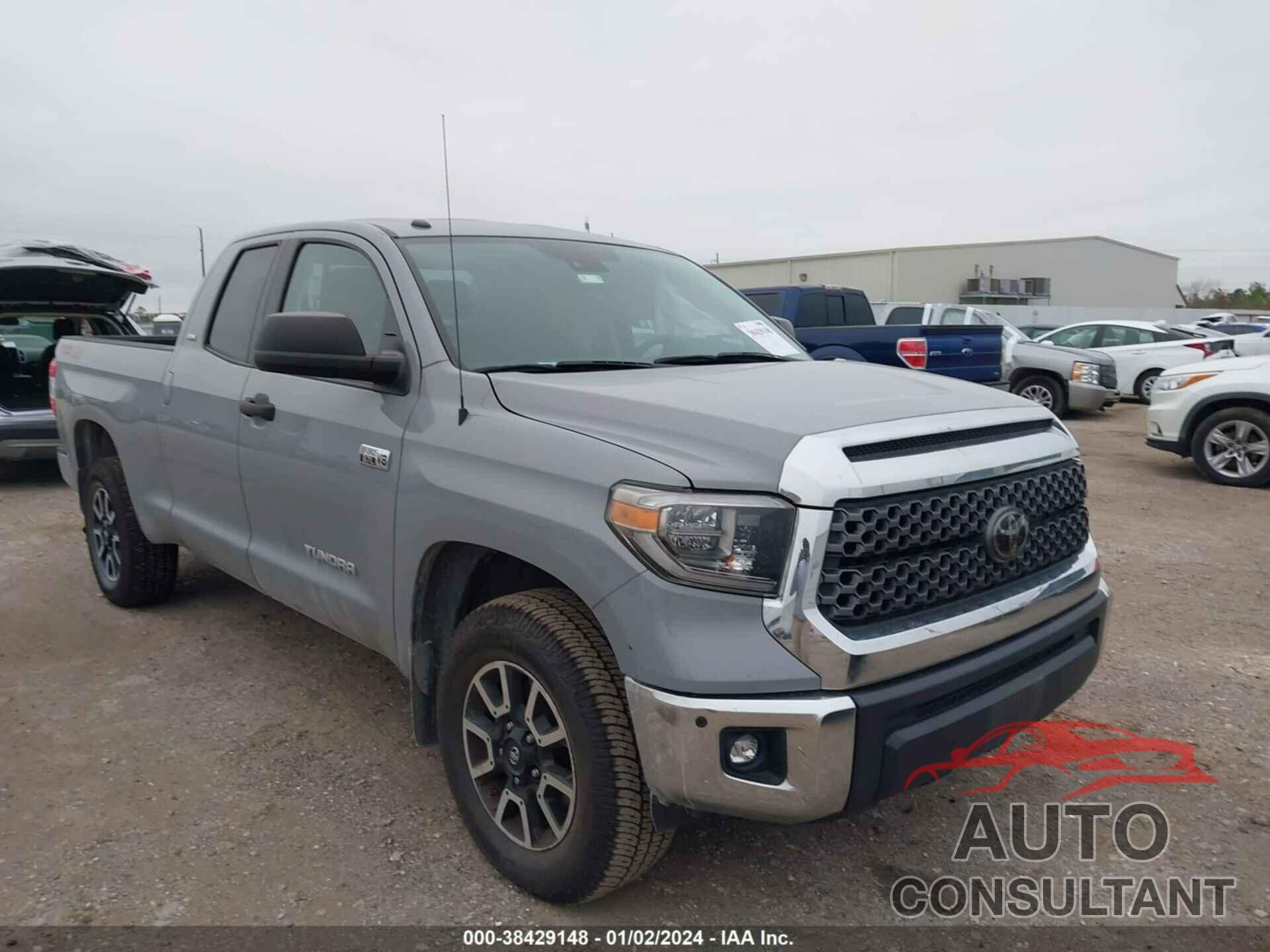 TOYOTA TUNDRA 2018 - 5TFUY5F19JX685082