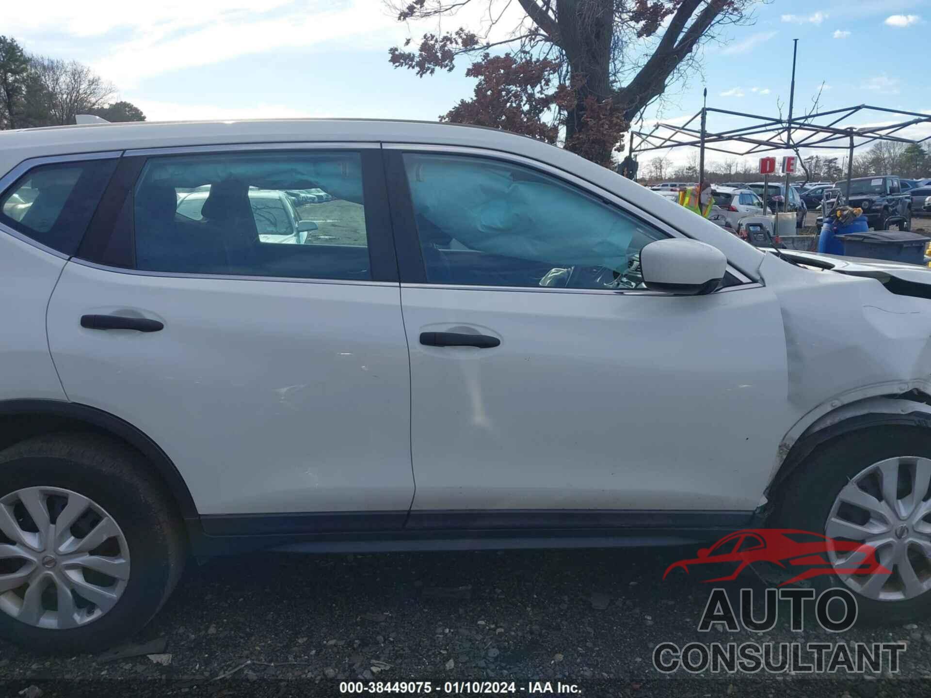 NISSAN ROGUE 2018 - 5N1AT2MV8JC826331