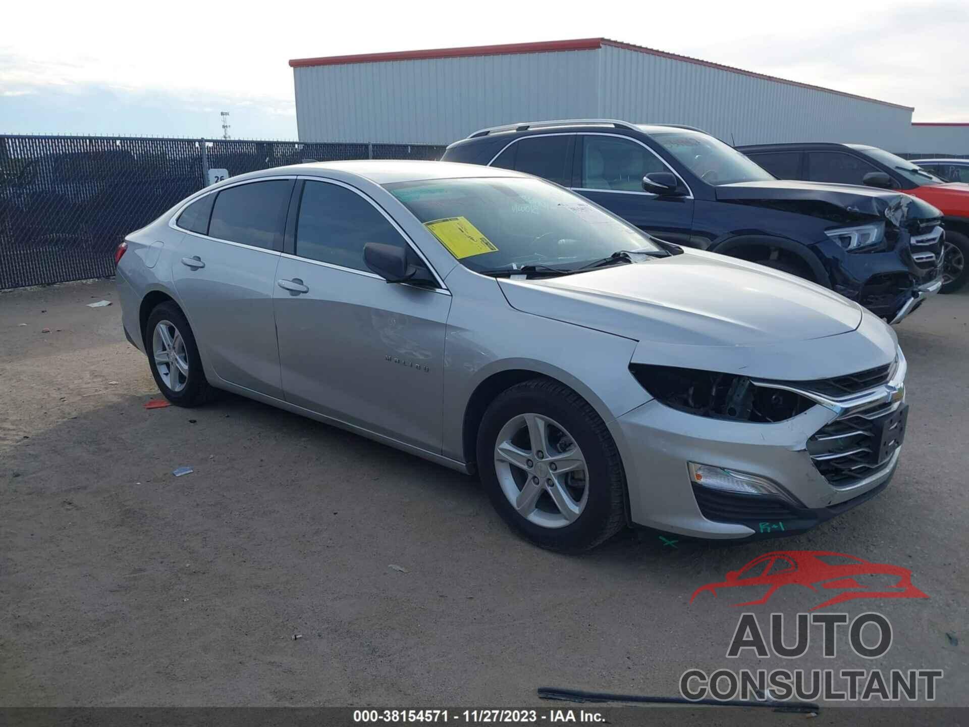 CHEVROLET MALIBU 2020 - 1G1ZB5ST4LF141878