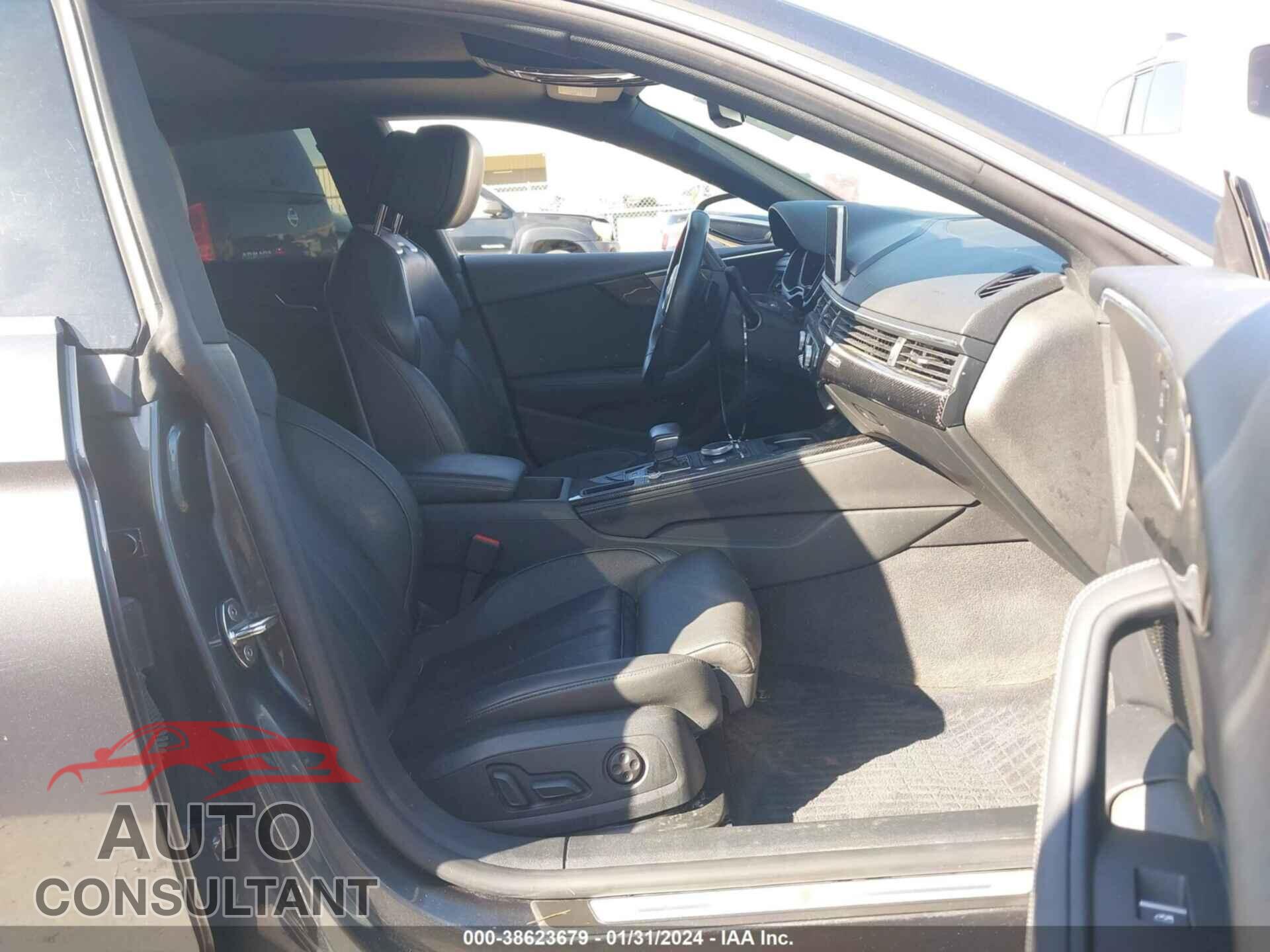 AUDI S5 2019 - WAUC4CF57KA032282