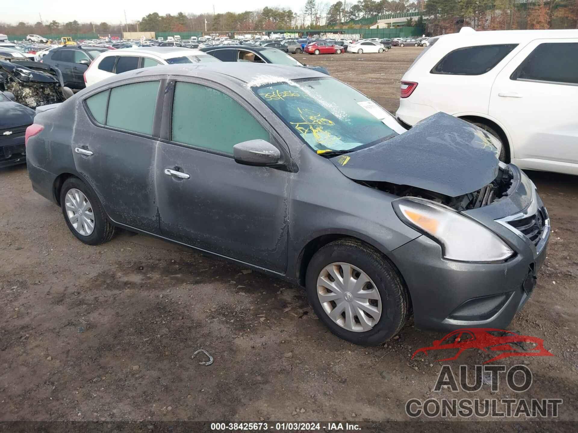 NISSAN VERSA 2019 - 3N1CN7AP2KL877939